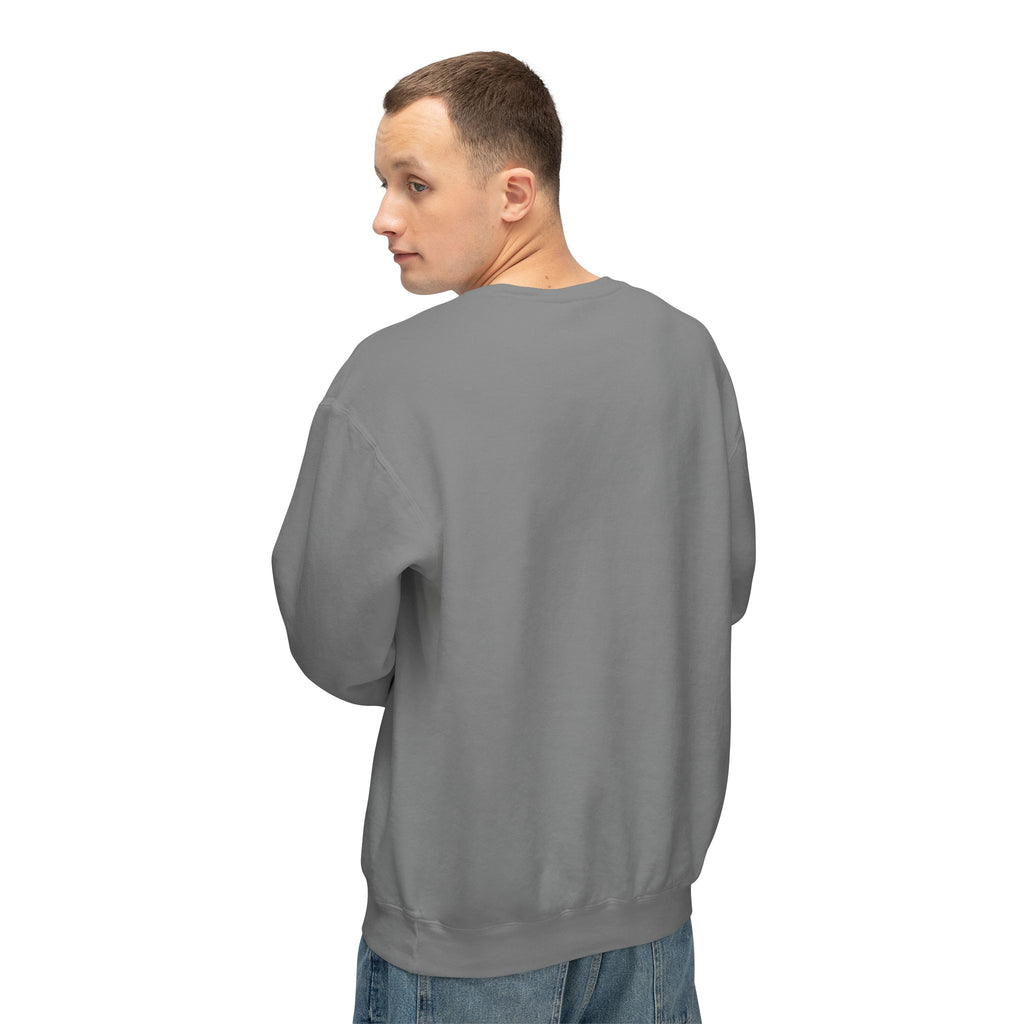 El Pueblo Crewneck Sweatshirt — "El Pueblo es el Jefe" Script Pullover