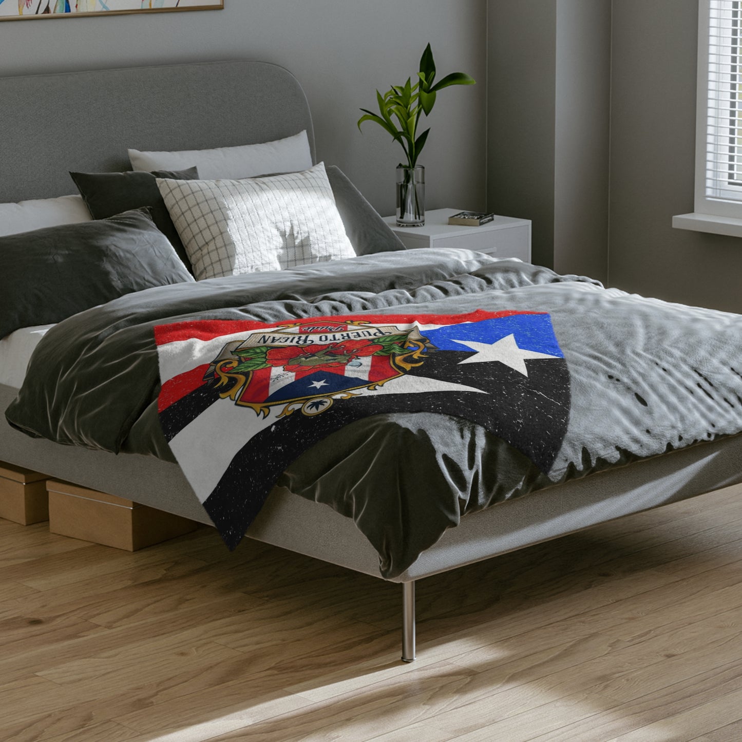 Puerto Rican Flag Velveteen Microfiber Blanket – Vintage Coat of Arms Throw