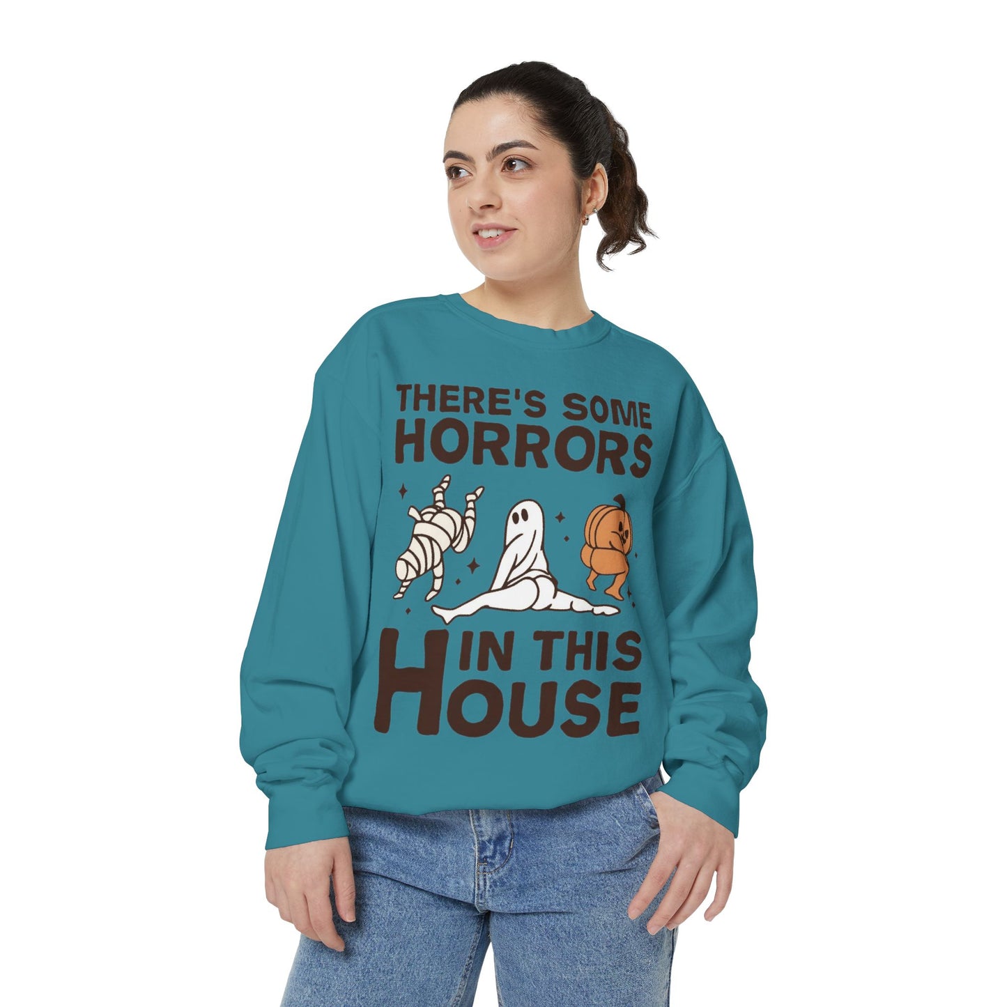 Halloween Themed Unisex Sweatshirt - Fun Ghosts & Mummy Design for Fall, Cozy Casual Wear, Halloween Party, Gift for Friends, Autumn Vibes