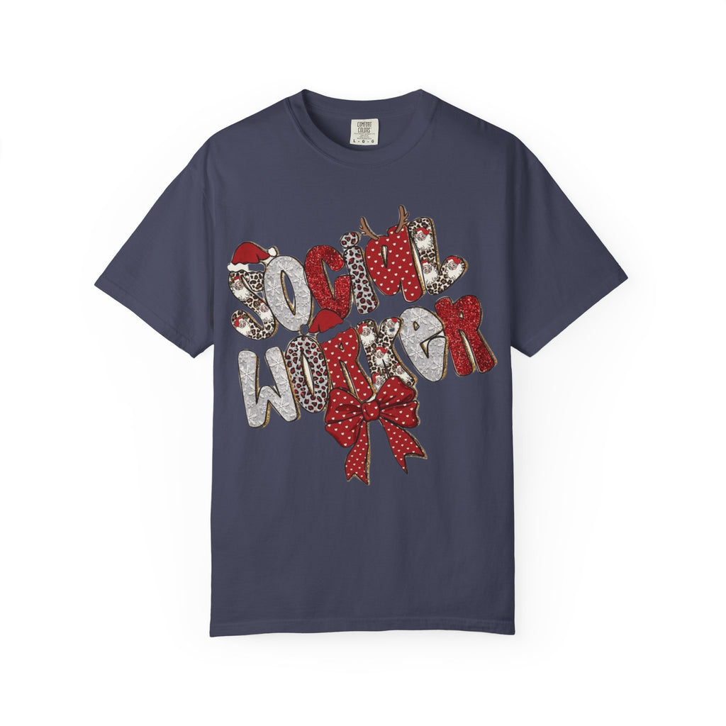 Social Worker Christmas T-Shirt  Festive Holiday Graphic Tee