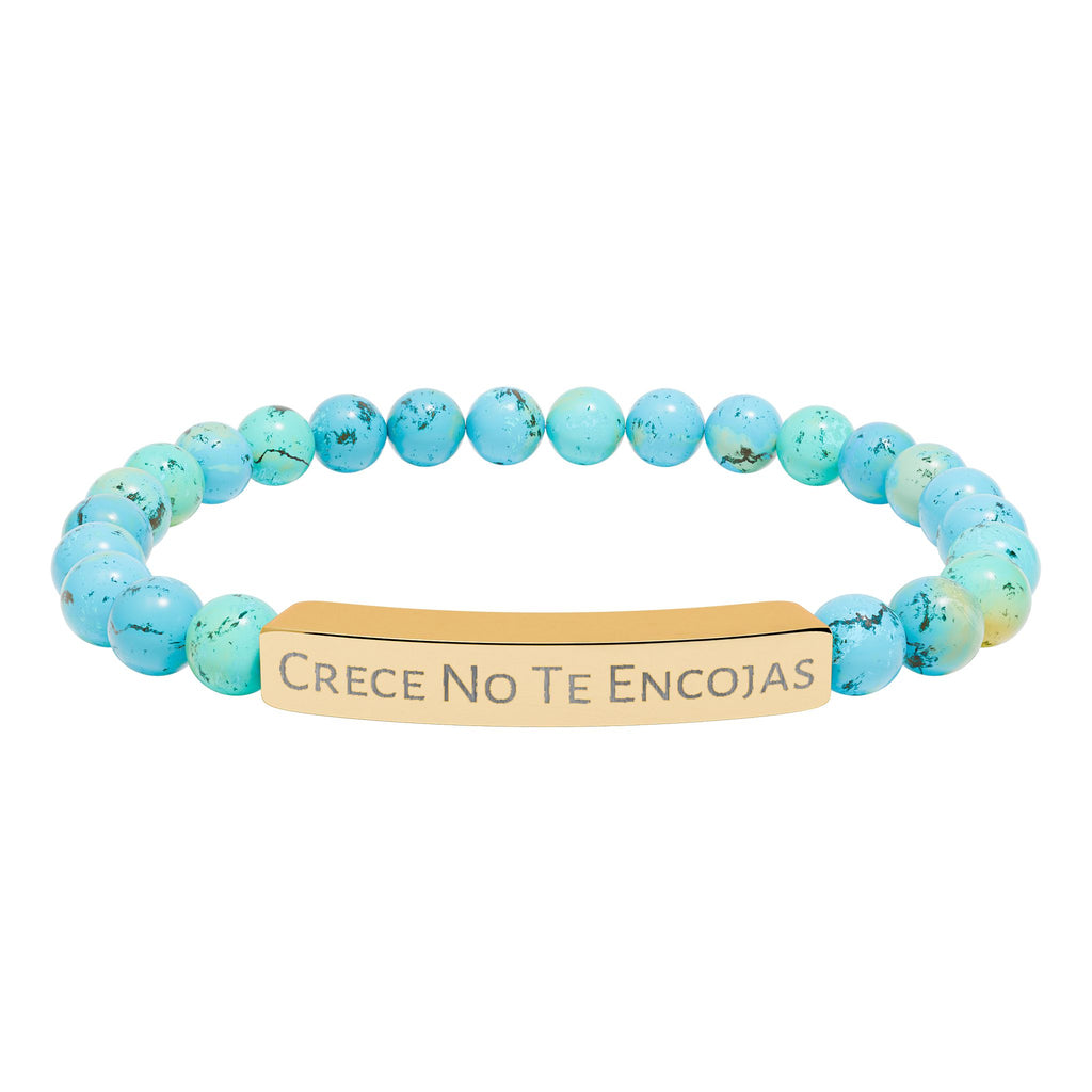 Engraved Natural Stone Stretch Bracelet — "Crece No Te Rindas" Affirmation Bar