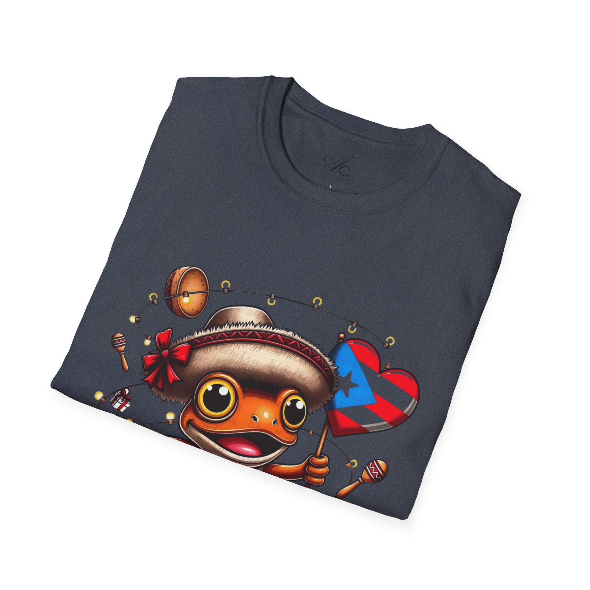 Puerto Rico Frog Holiday T-Shirt  Cute Coquí with Flag Heart (Christmas) Puerto Rico Navidades