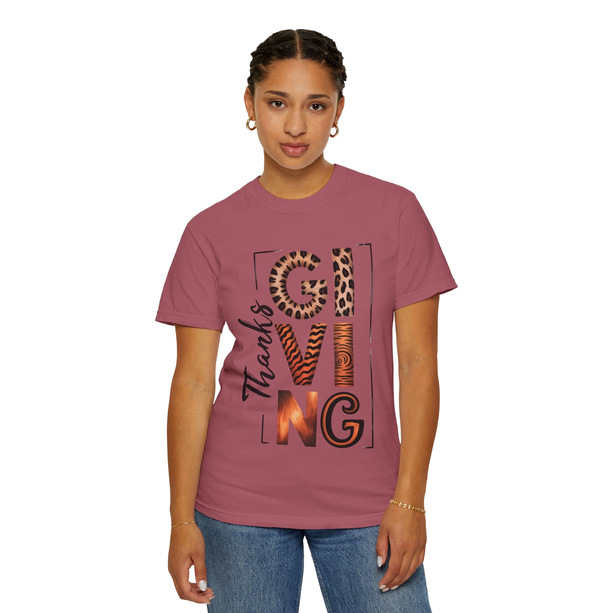 Fall T-Shirts and Sweatshirts Collection Giving Thanks T-Shirt Thanksgiving Graphic Tee with Leopard & Wood Pattern Letters