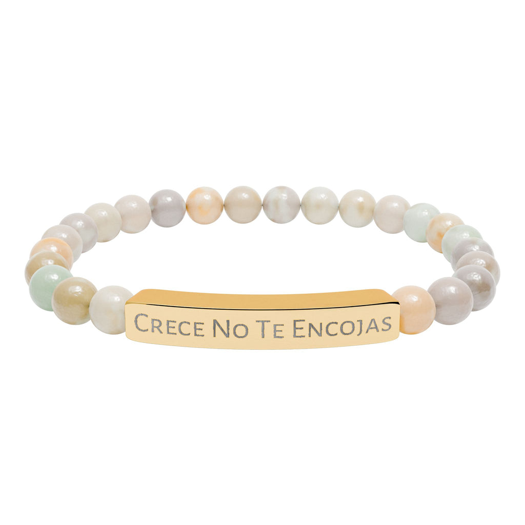 Engraved Natural Stone Stretch Bracelet — "Crece No Te Rindas" Affirmation Bar
