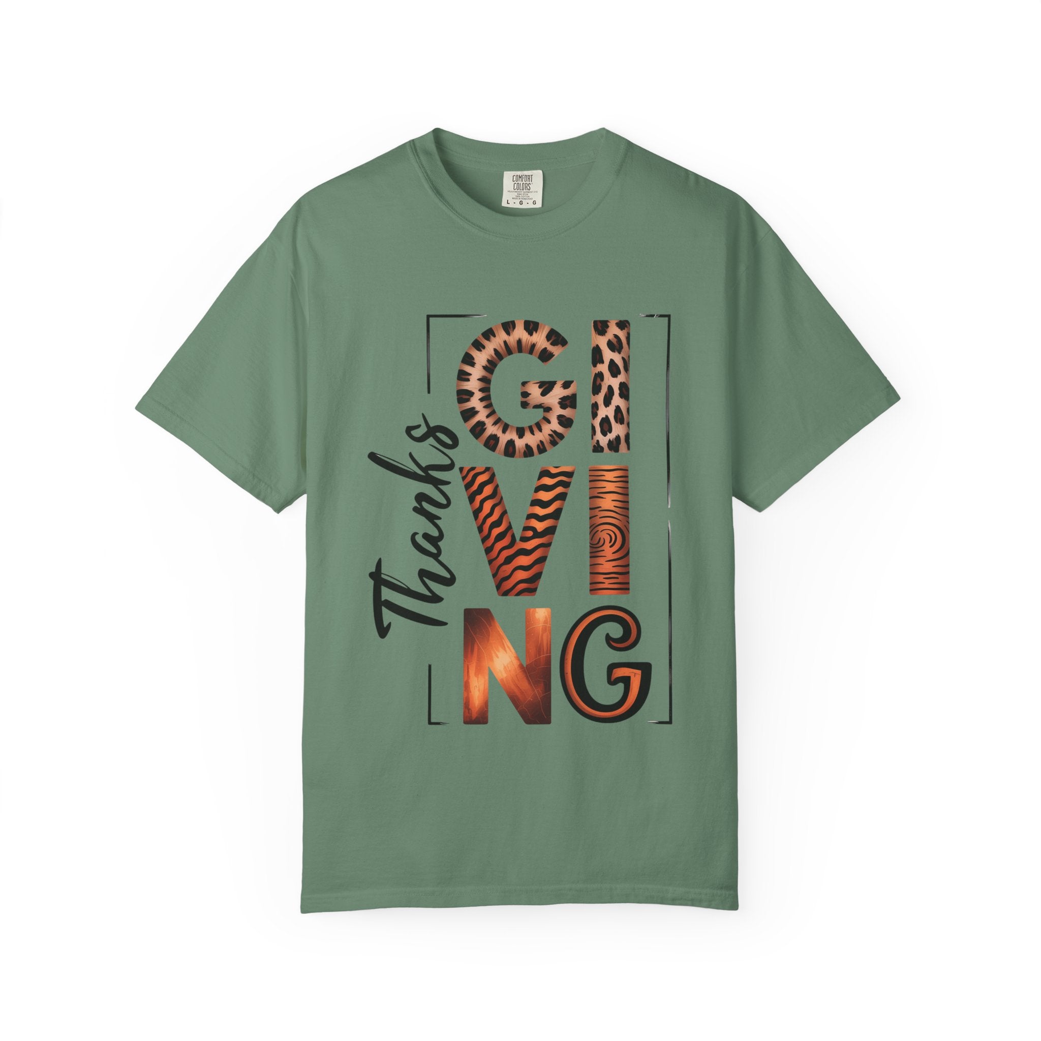 Fall T-Shirts and Sweatshirts Collection Giving Thanks T-Shirt Thanksgiving Graphic Tee with Leopard & Wood Pattern Letters