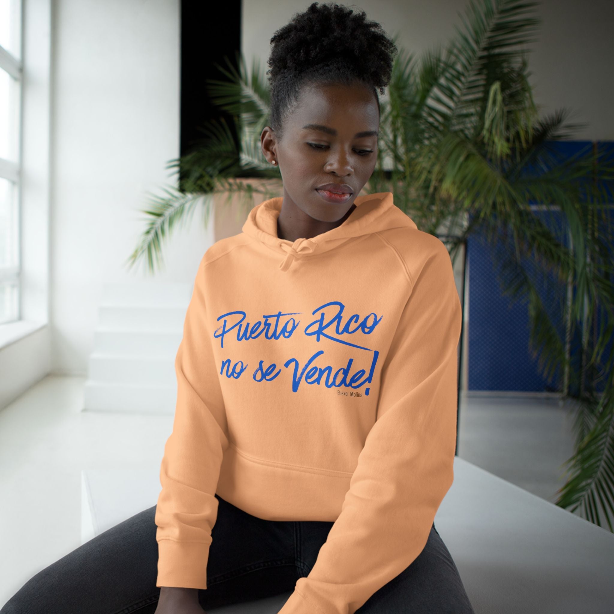 Hoodie  "Puerto Rico No Se Vende" Script Protest Pullover