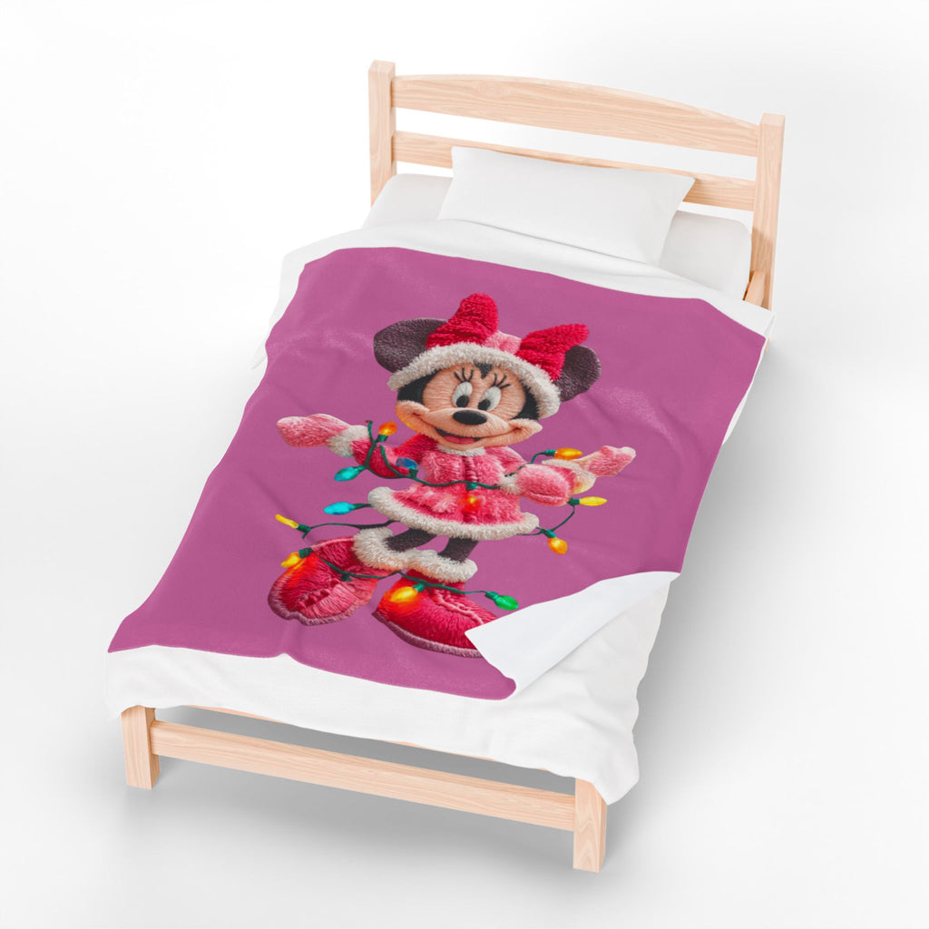 Magical Christmas Cartoon Blanket Plush Holiday Blanket  Festive Minnie Mouse with Christmas Lights