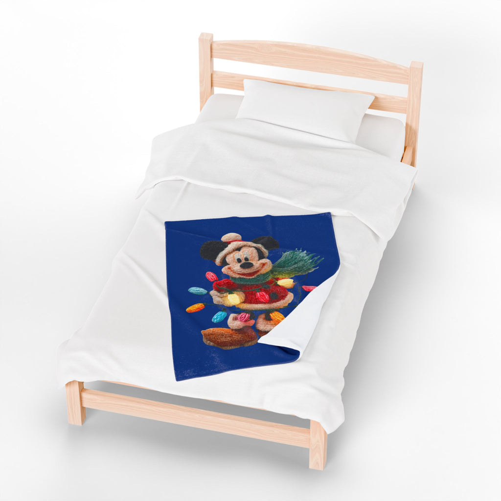 Mickey Mouse Holiday Velveteen Plush Blanket — Festive Lights & Scarf Cozy Throw
