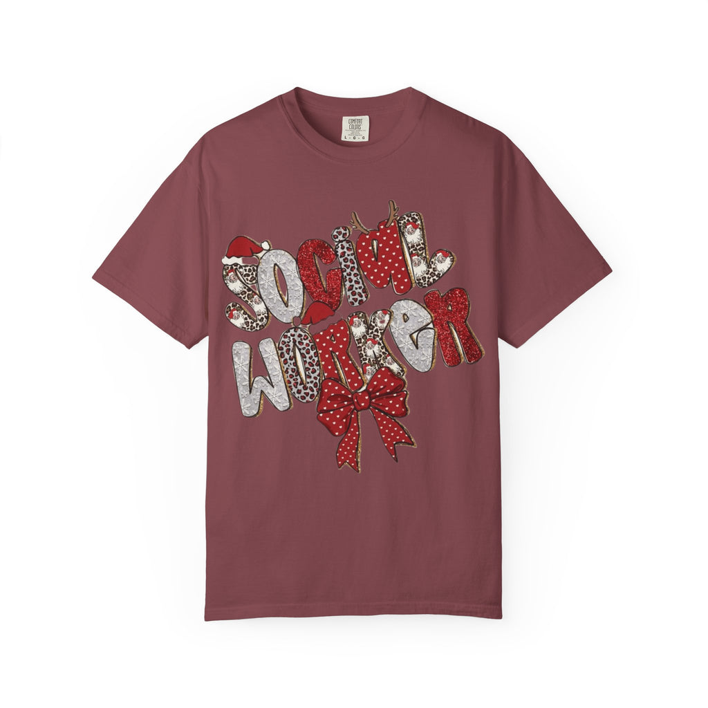 Social Worker Christmas T-Shirt  Festive Holiday Graphic Tee