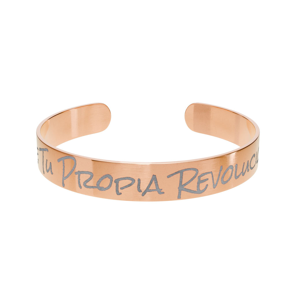 Engraved Cuff Bracelet — Personalized Spanish Script "Se Tu Propia Revolución"