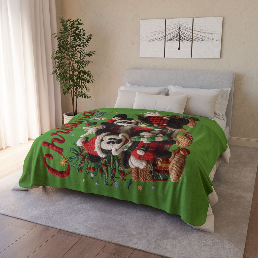 Christmas Sherpa Blanket — Holiday Mickey & Minnie Plush Knit Design