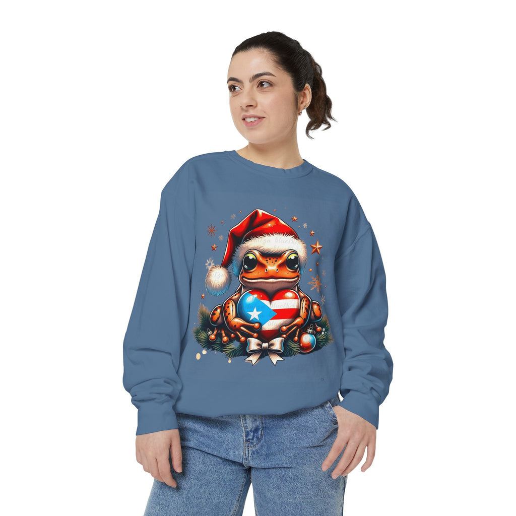 Christmas Coqui Sweatshirt — Cute Santa Frog Holding Ornament Holiday Sweater