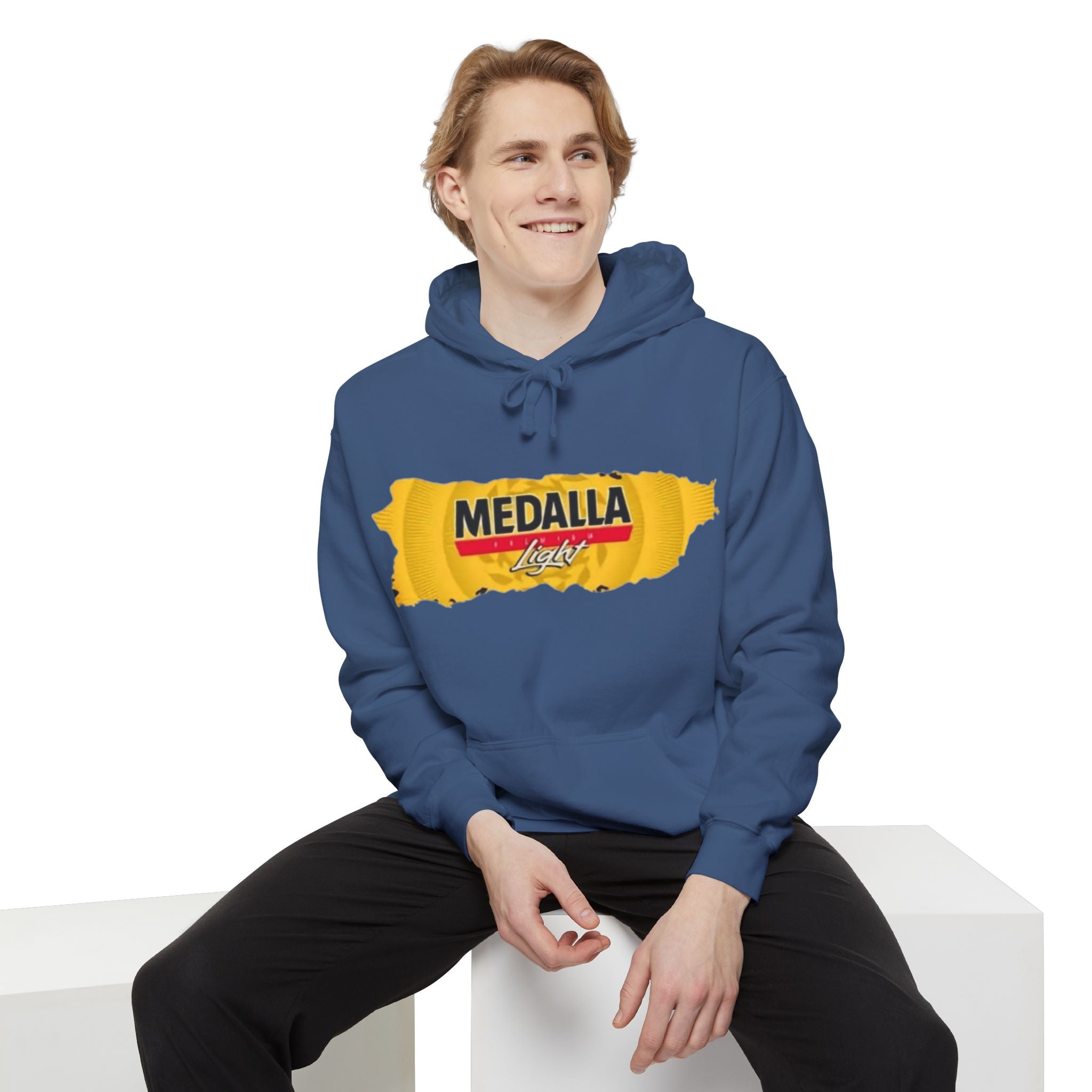 Medalla Light Logo Hoodie Vintage Beer Brand Pullover Puerto Rico Navidade