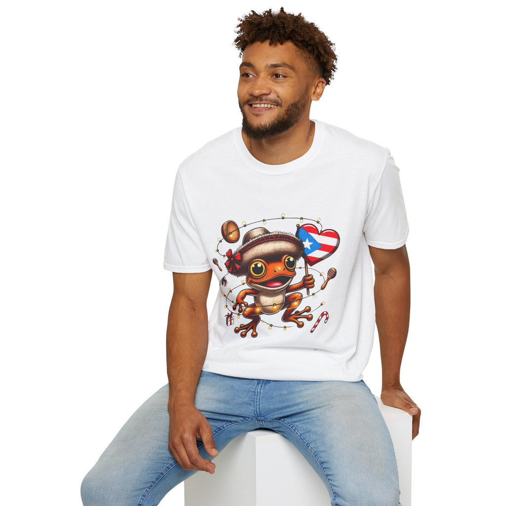 Puerto Rico Frog Holiday T-Shirt  Cute Coquí with Flag Heart (Christmas) Puerto Rico Navidades
