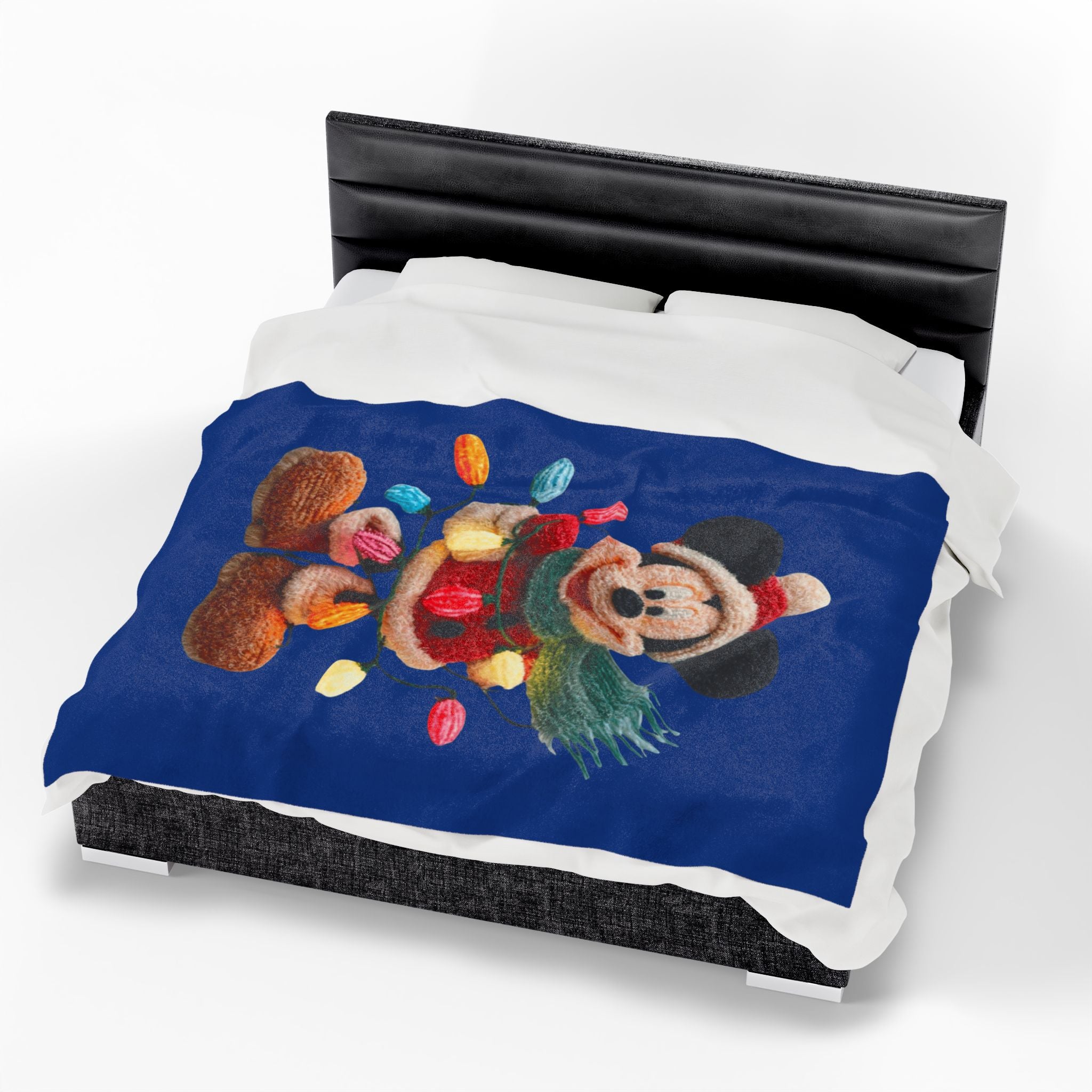 Mickey Mouse Holiday Velveteen Plush Blanket — Festive Lights & Scarf Cozy Throw