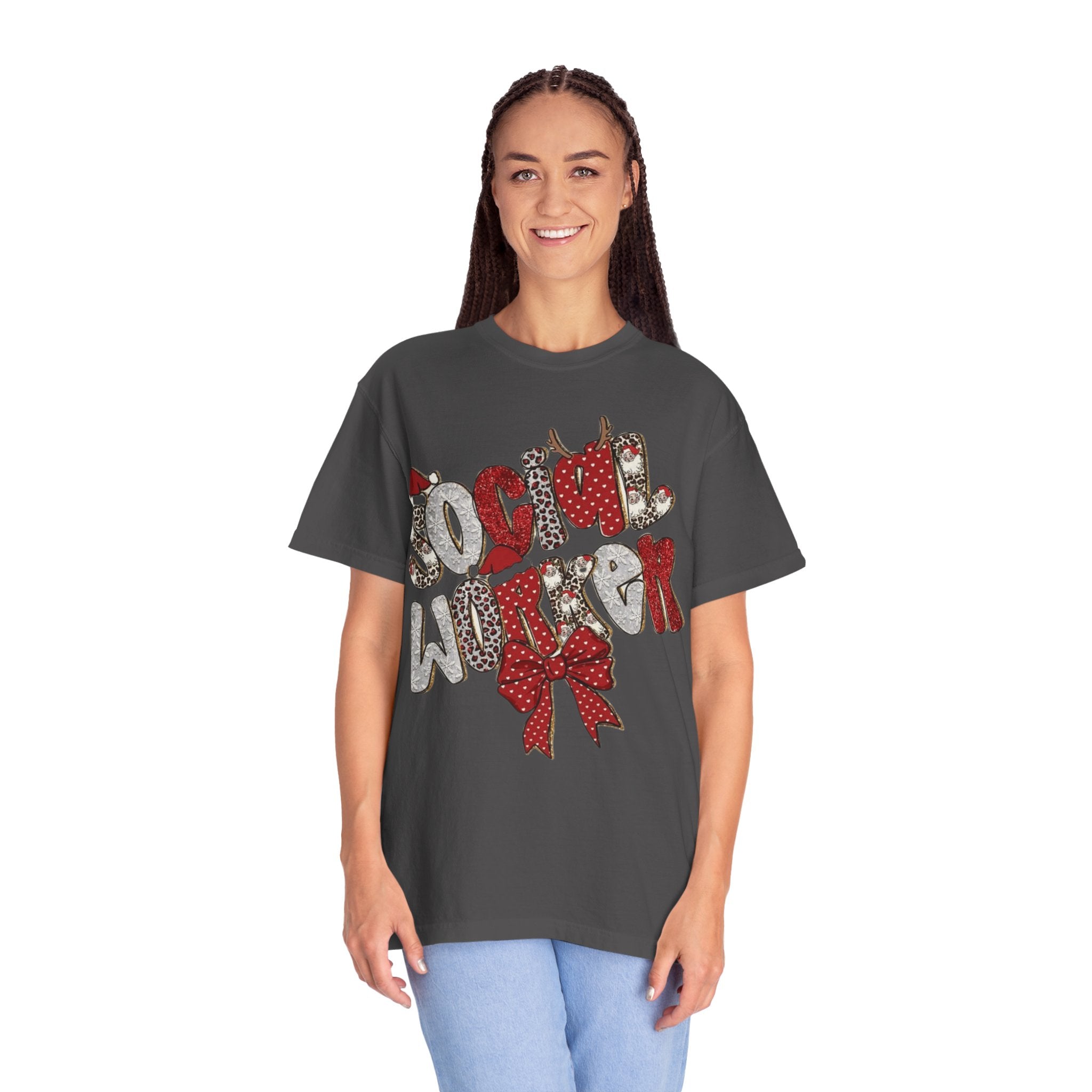 Social Worker Christmas T-Shirt  Festive Holiday Graphic Tee
