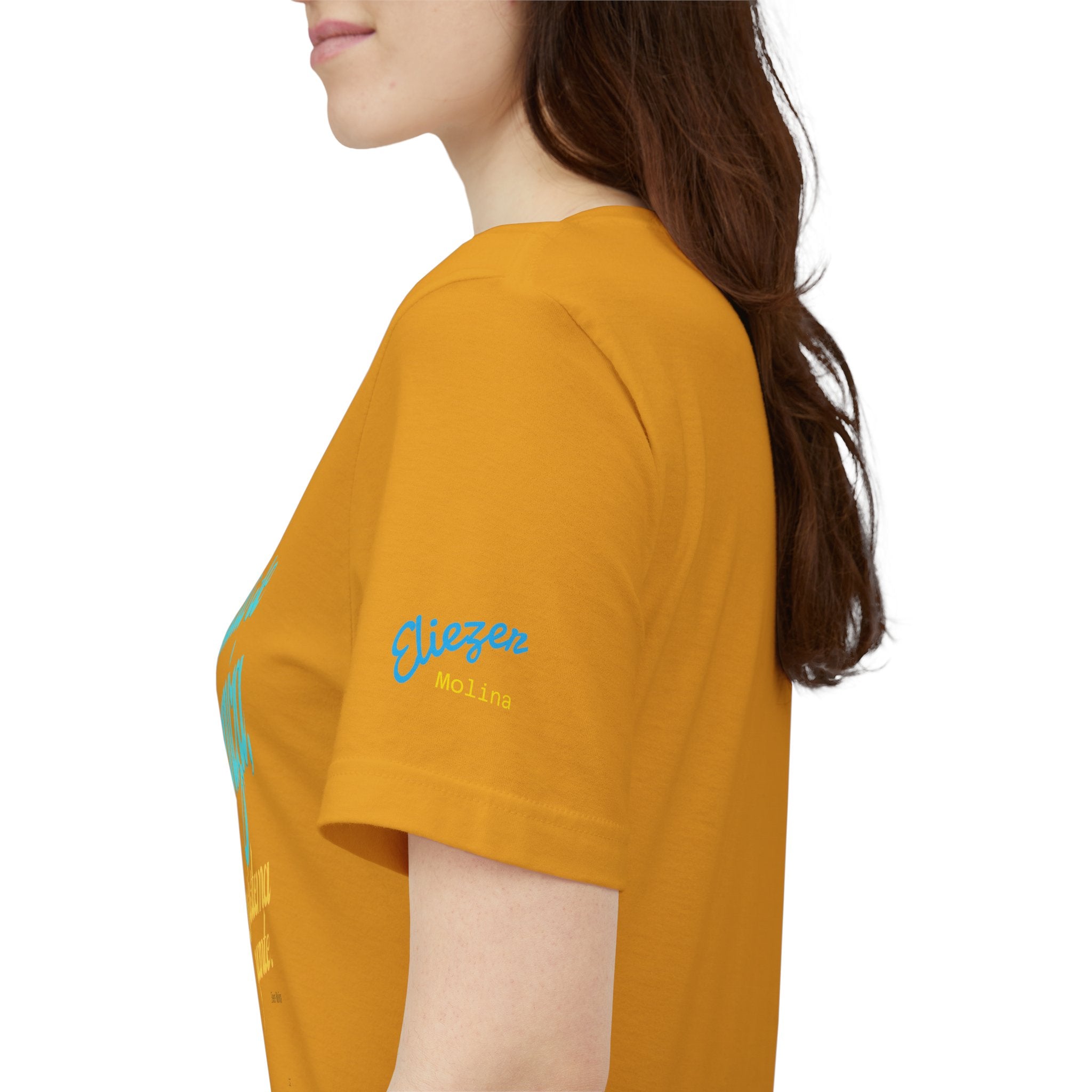 Spanish Script Tee  “Si el pueblo se organiza” Graphic T-Shirt