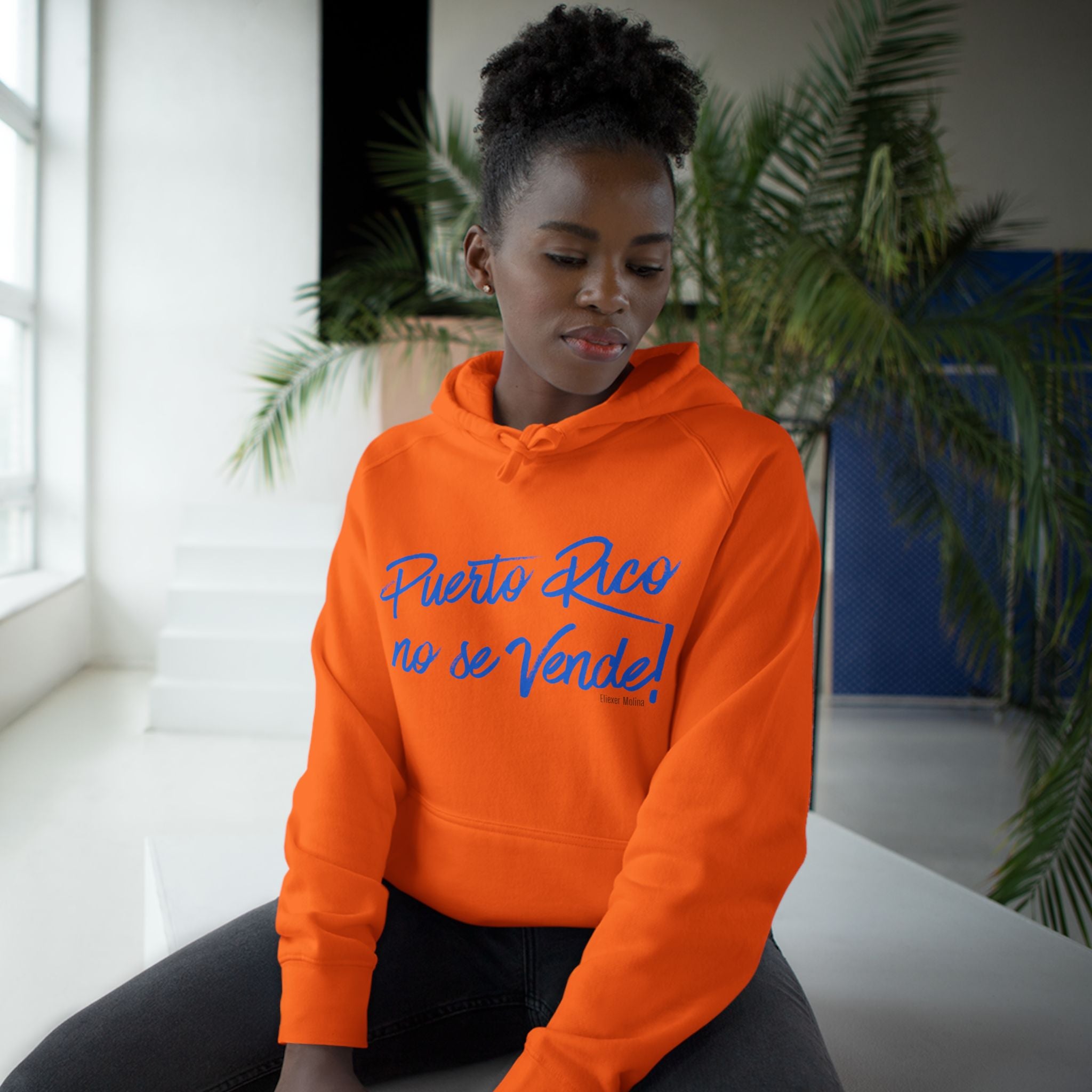 Hoodie  "Puerto Rico No Se Vende" Script Protest Pullover