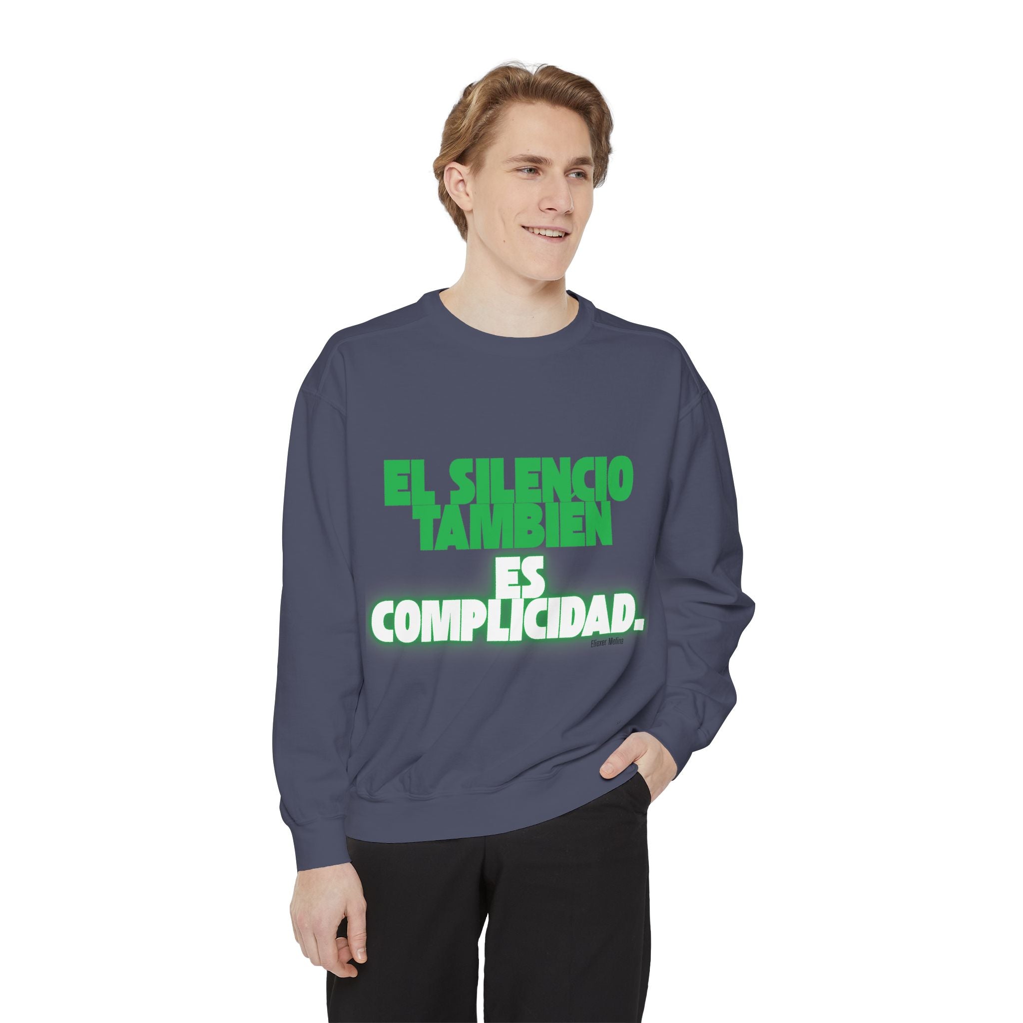 Sweatshirt  "El silencio también es complicidad" Spanish Protest Crewneck