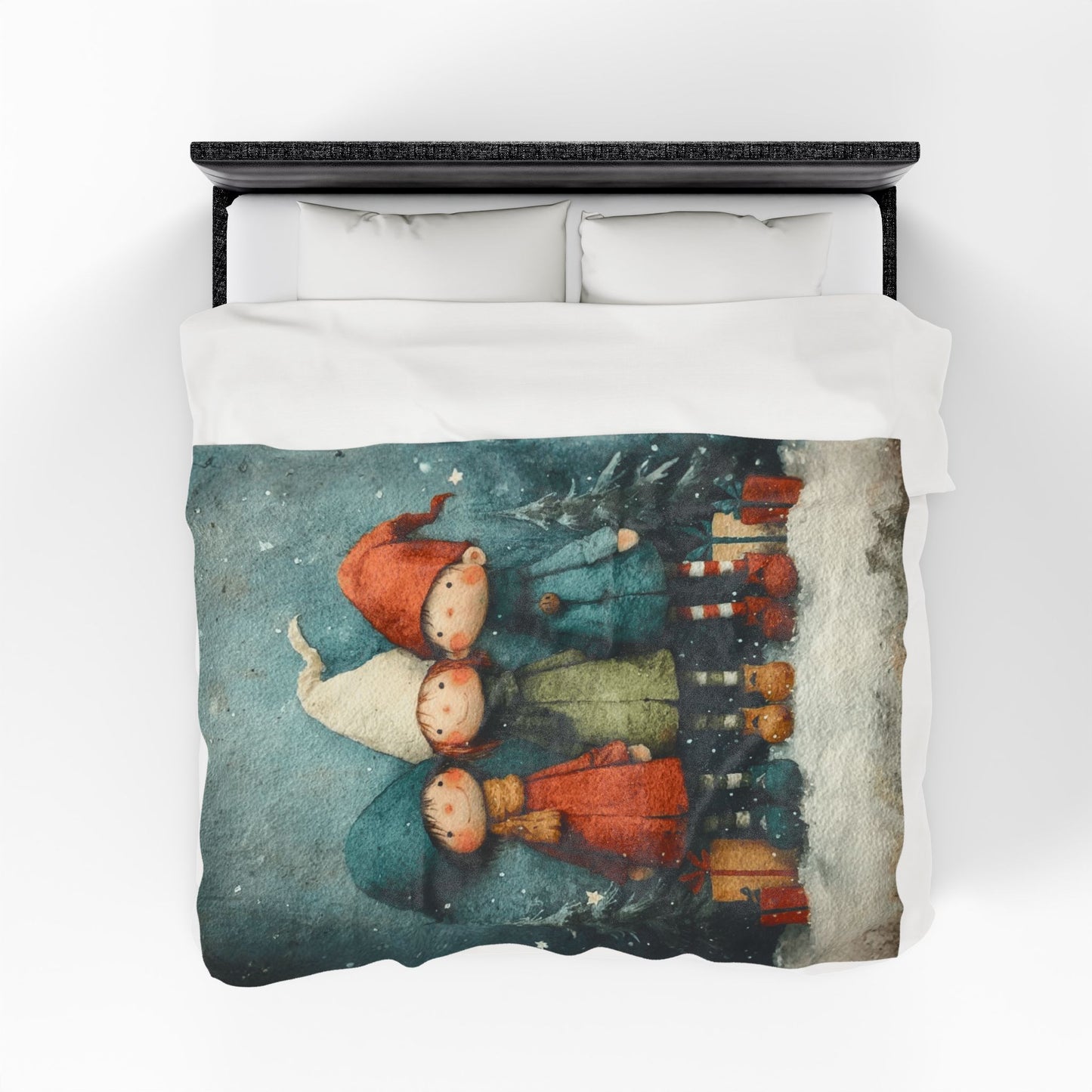 Christmas Elf Trio Velveteen Plush Blanket – Cozy Holiday Kids Throw