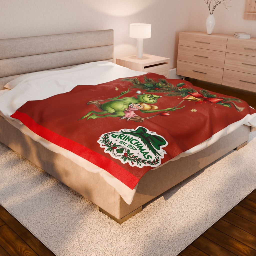 “Winter Wonderland Cartoon Fleece Blanket Grinchmas Velveteen Plush Blanket Holiday Grinch & Cindy Lou Cozy Throw