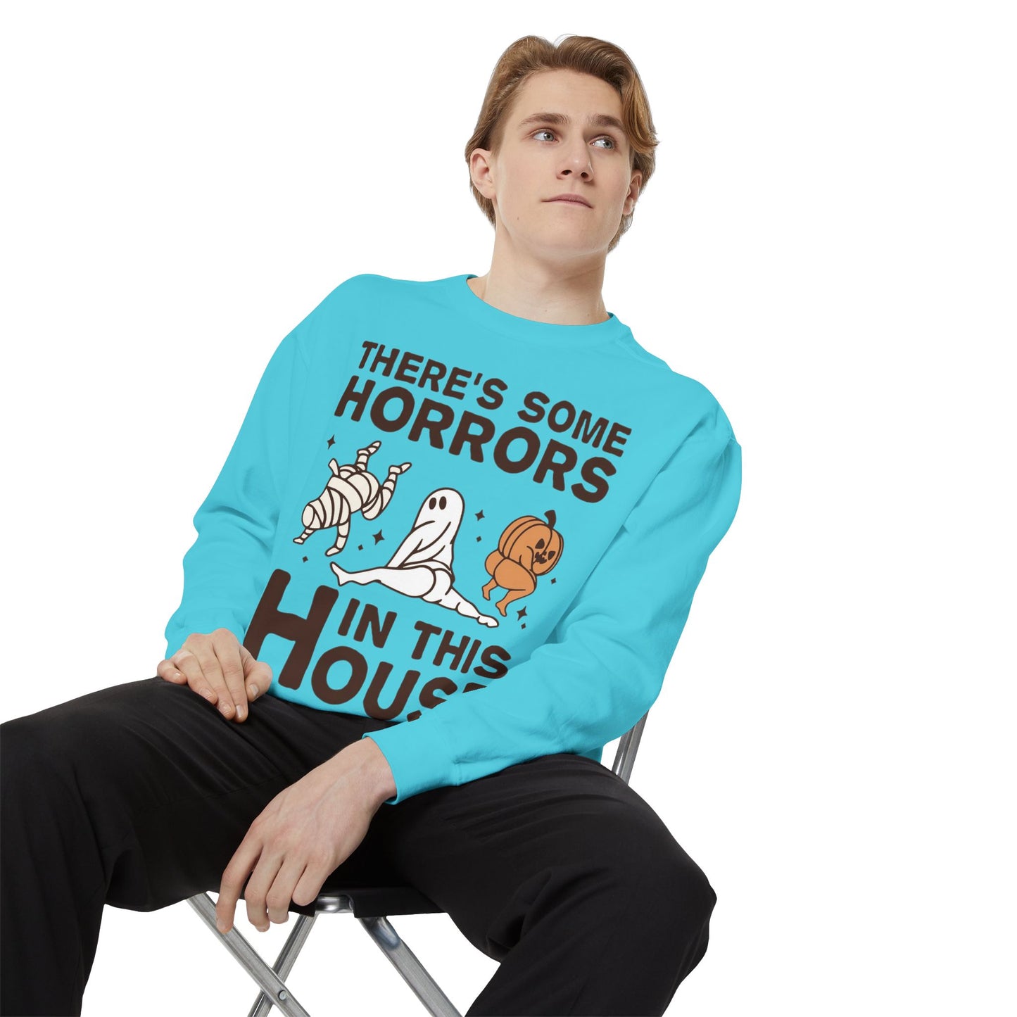 Halloween Themed Unisex Sweatshirt - Fun Ghosts & Mummy Design for Fall, Cozy Casual Wear, Halloween Party, Gift for Friends, Autumn Vibes