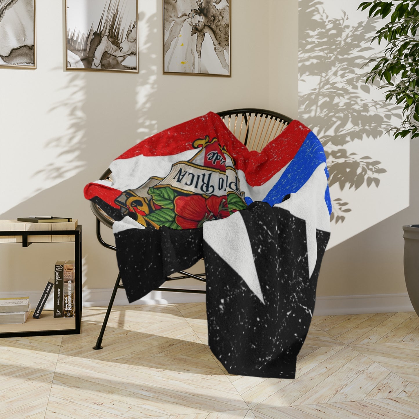 Puerto Rican Flag Velveteen Microfiber Blanket – Vintage Coat of Arms Throw