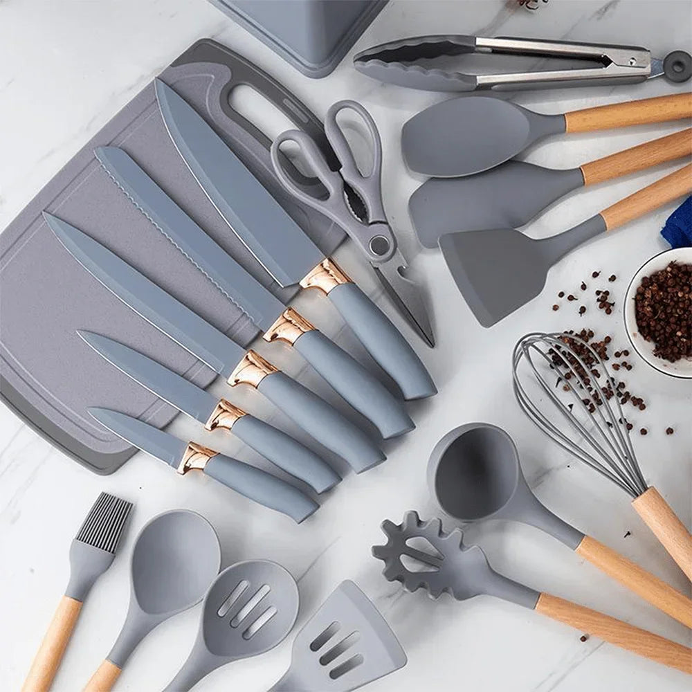 19 Pcs Heat-Resistant Silicone Kitchen Utensil Set w/ Knives Non-Stick Tools in Bamboo Storage Ideal for Hassle-Free Cooking