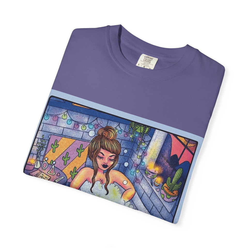 Creepin' It Real – October Essential Tee Astrology Pisces T-Shirt, Unisex Astrology Shirt, Unique Zodiac Tee, Gift for Pisces, Horoscope Apparel, Zodiac Sign T-Shirt - Metamorphosis Creations
