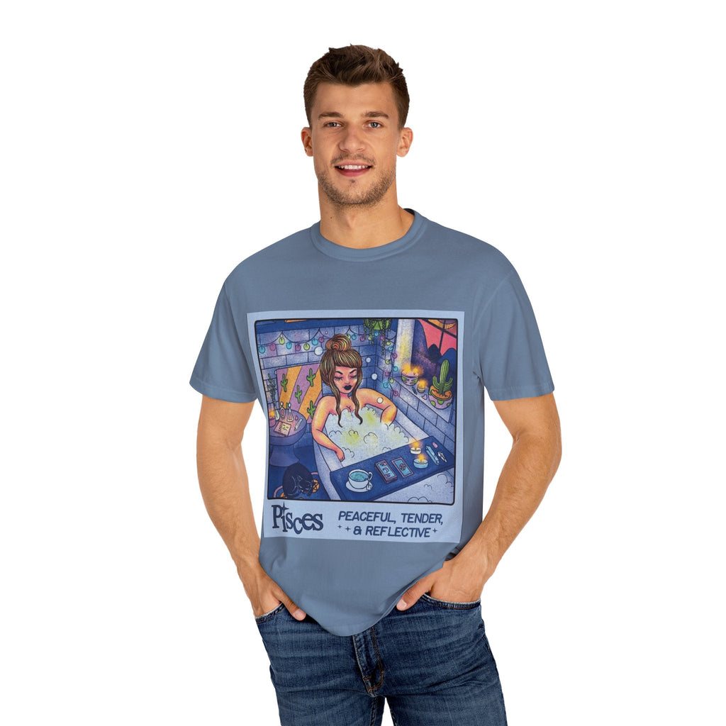 Creepin' It Real – October Essential Tee Astrology Pisces T-Shirt, Unisex Astrology Shirt, Unique Zodiac Tee, Gift for Pisces, Horoscope Apparel, Zodiac Sign T-Shirt - Metamorphosis Creations