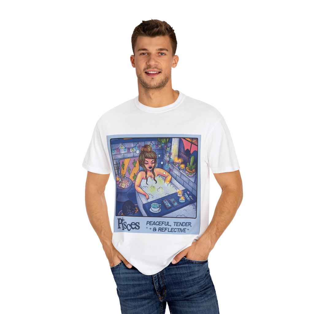 Creepin' It Real – October Essential Tee Astrology Pisces T-Shirt, Unisex Astrology Shirt, Unique Zodiac Tee, Gift for Pisces, Horoscope Apparel, Zodiac Sign T-Shirt - Metamorphosis Creations