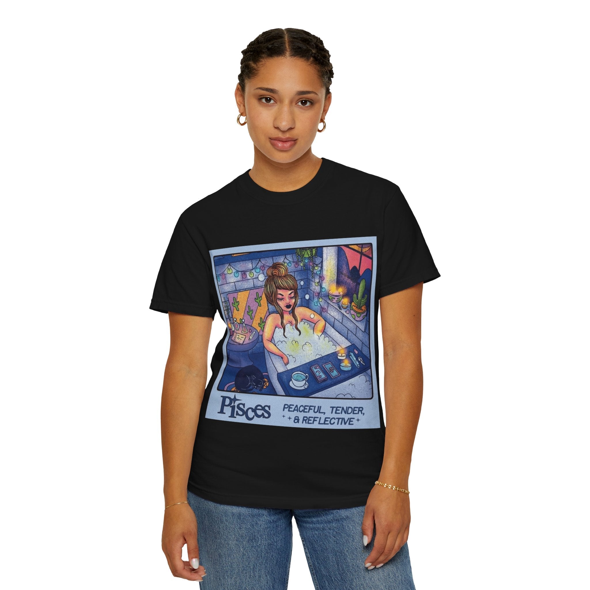 Creepin' It Real – October Essential Tee Astrology Pisces T-Shirt, Unisex Astrology Shirt, Unique Zodiac Tee, Gift for Pisces, Horoscope Apparel, Zodiac Sign T-Shirt - Metamorphosis Creations