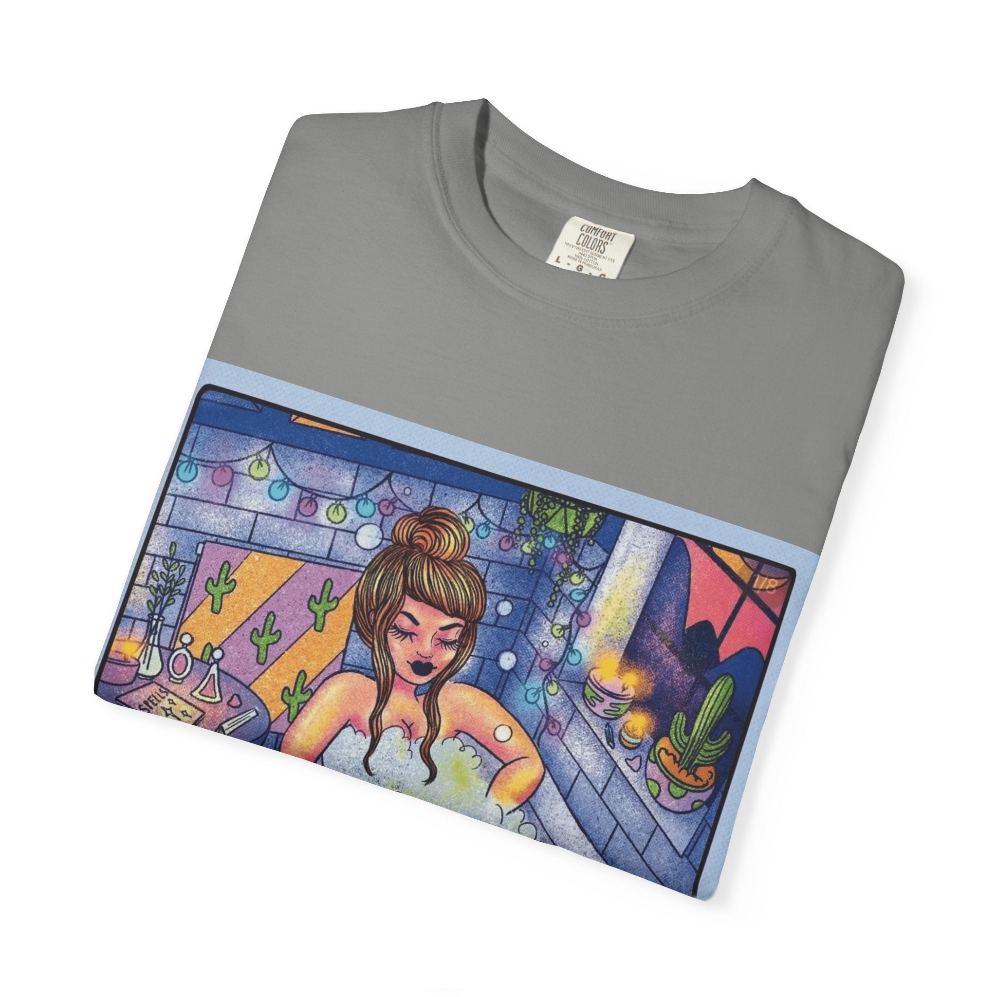 Creepin' It Real – October Essential Tee Astrology Pisces T-Shirt, Unisex Astrology Shirt, Unique Zodiac Tee, Gift for Pisces, Horoscope Apparel, Zodiac Sign T-Shirt - Metamorphosis Creations
