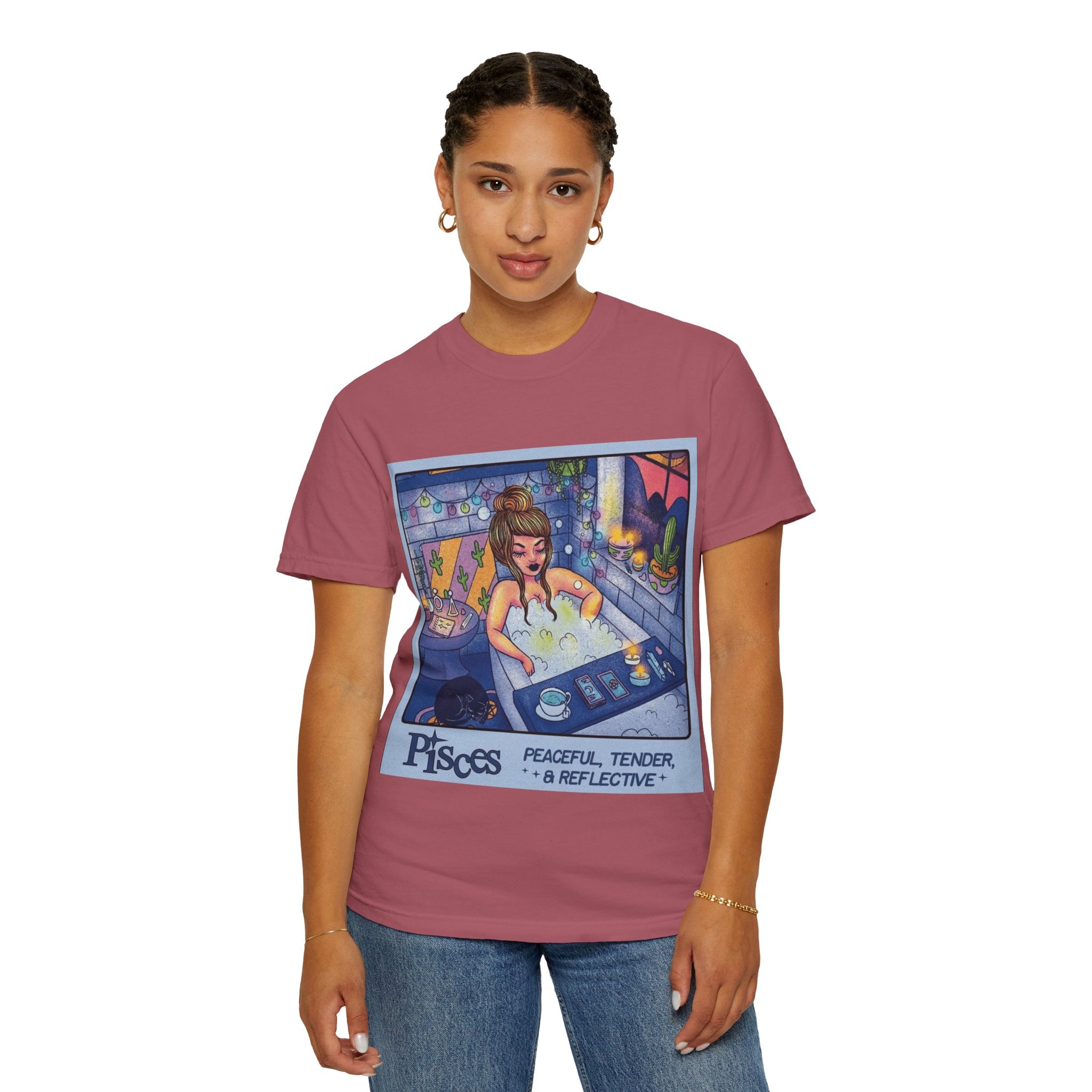 Creepin' It Real – October Essential Tee Astrology Pisces T-Shirt, Unisex Astrology Shirt, Unique Zodiac Tee, Gift for Pisces, Horoscope Apparel, Zodiac Sign T-Shirt - Metamorphosis Creations