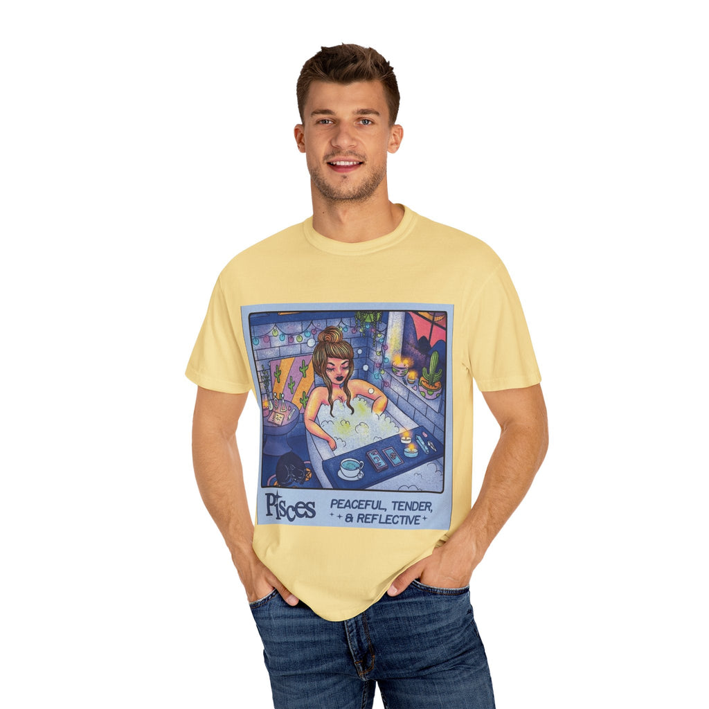 Creepin' It Real – October Essential Tee Astrology Pisces T-Shirt, Unisex Astrology Shirt, Unique Zodiac Tee, Gift for Pisces, Horoscope Apparel, Zodiac Sign T-Shirt - Metamorphosis Creations
