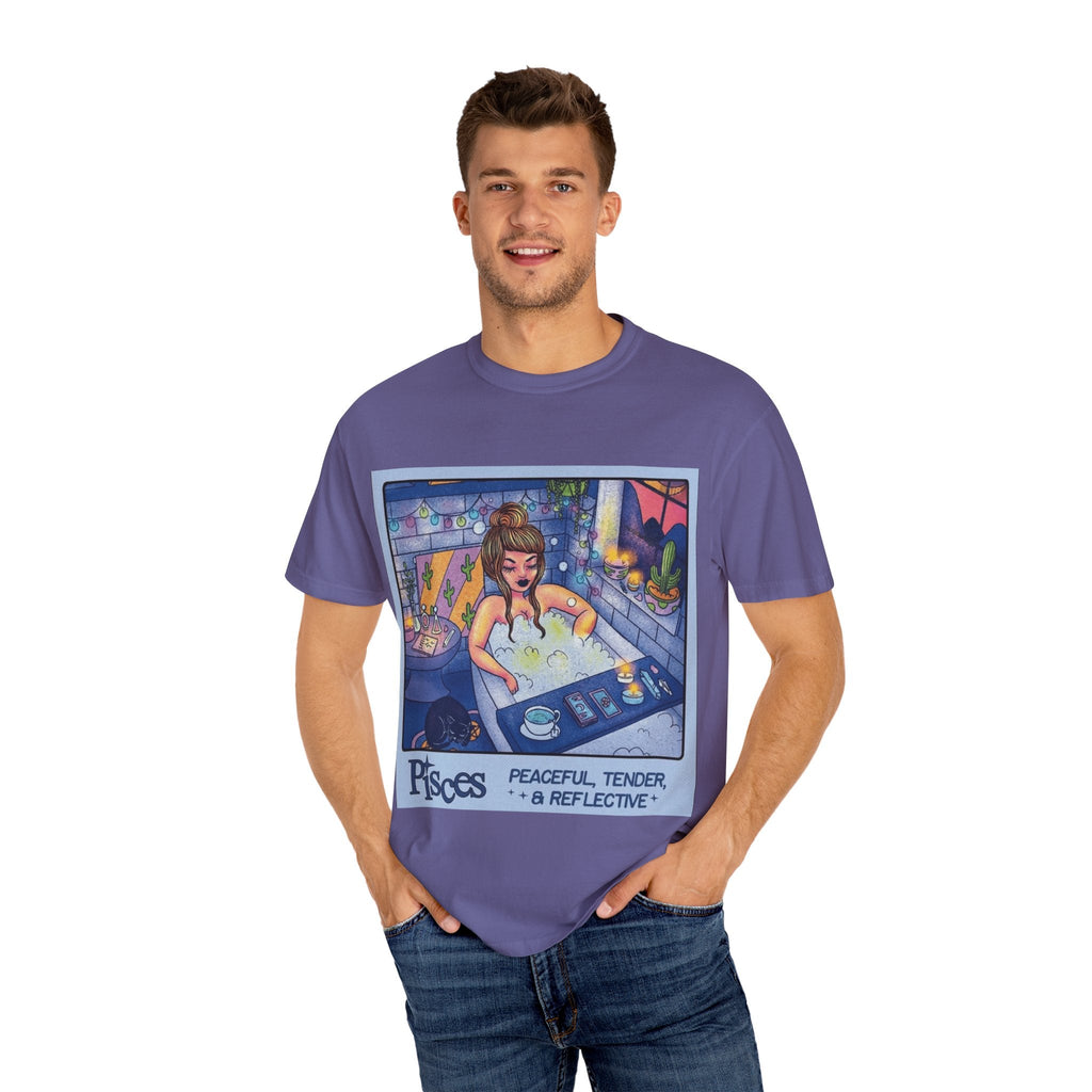 Creepin' It Real – October Essential Tee Astrology Pisces T-Shirt, Unisex Astrology Shirt, Unique Zodiac Tee, Gift for Pisces, Horoscope Apparel, Zodiac Sign T-Shirt - Metamorphosis Creations