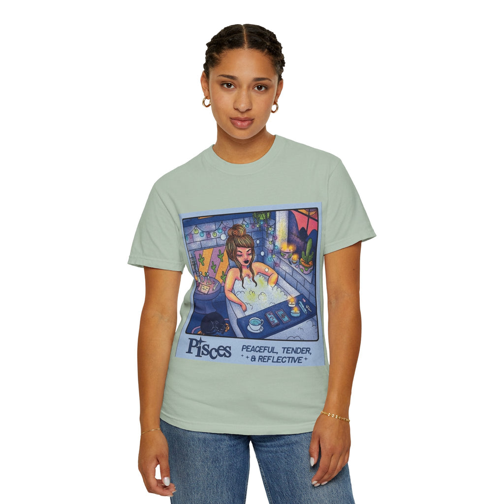 Creepin' It Real – October Essential Tee Astrology Pisces T-Shirt, Unisex Astrology Shirt, Unique Zodiac Tee, Gift for Pisces, Horoscope Apparel, Zodiac Sign T-Shirt - Metamorphosis Creations