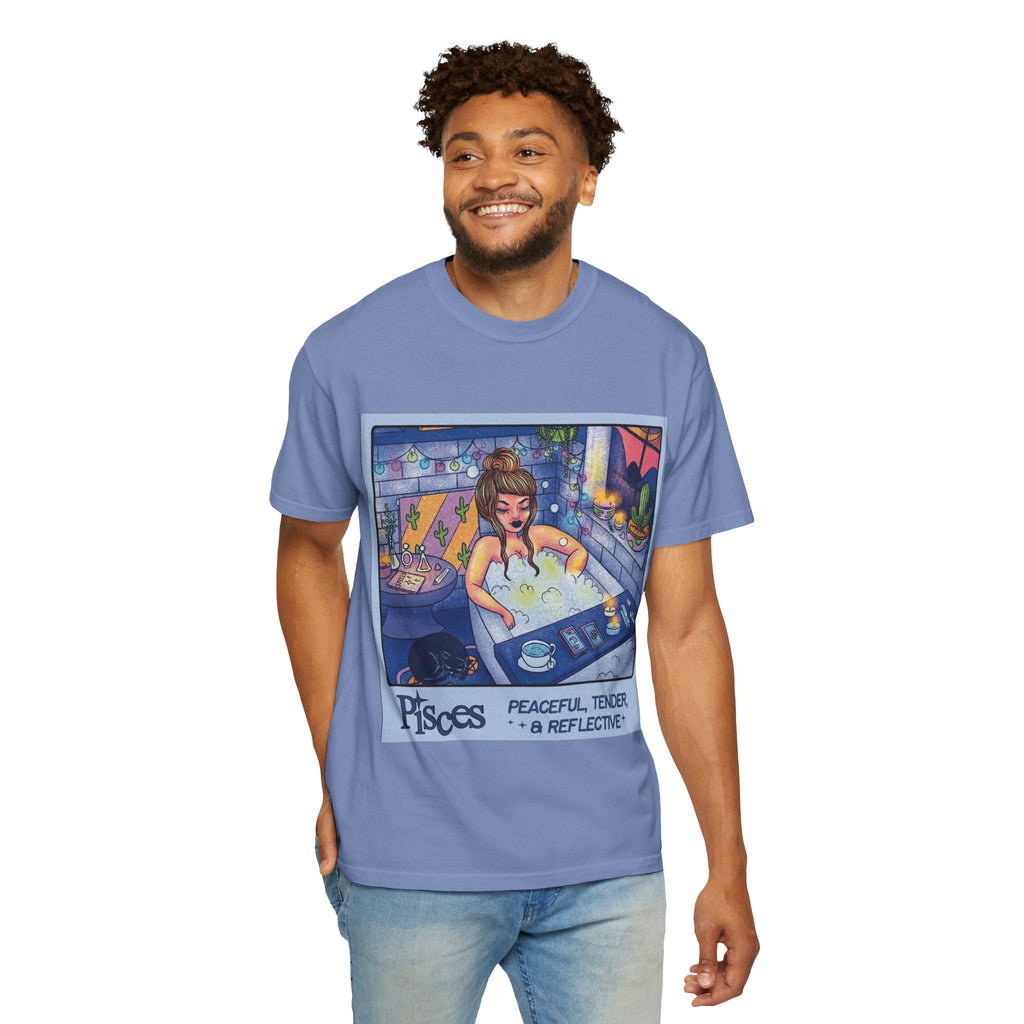 Creepin' It Real – October Essential Tee Astrology Pisces T-Shirt, Unisex Astrology Shirt, Unique Zodiac Tee, Gift for Pisces, Horoscope Apparel, Zodiac Sign T-Shirt - Metamorphosis Creations