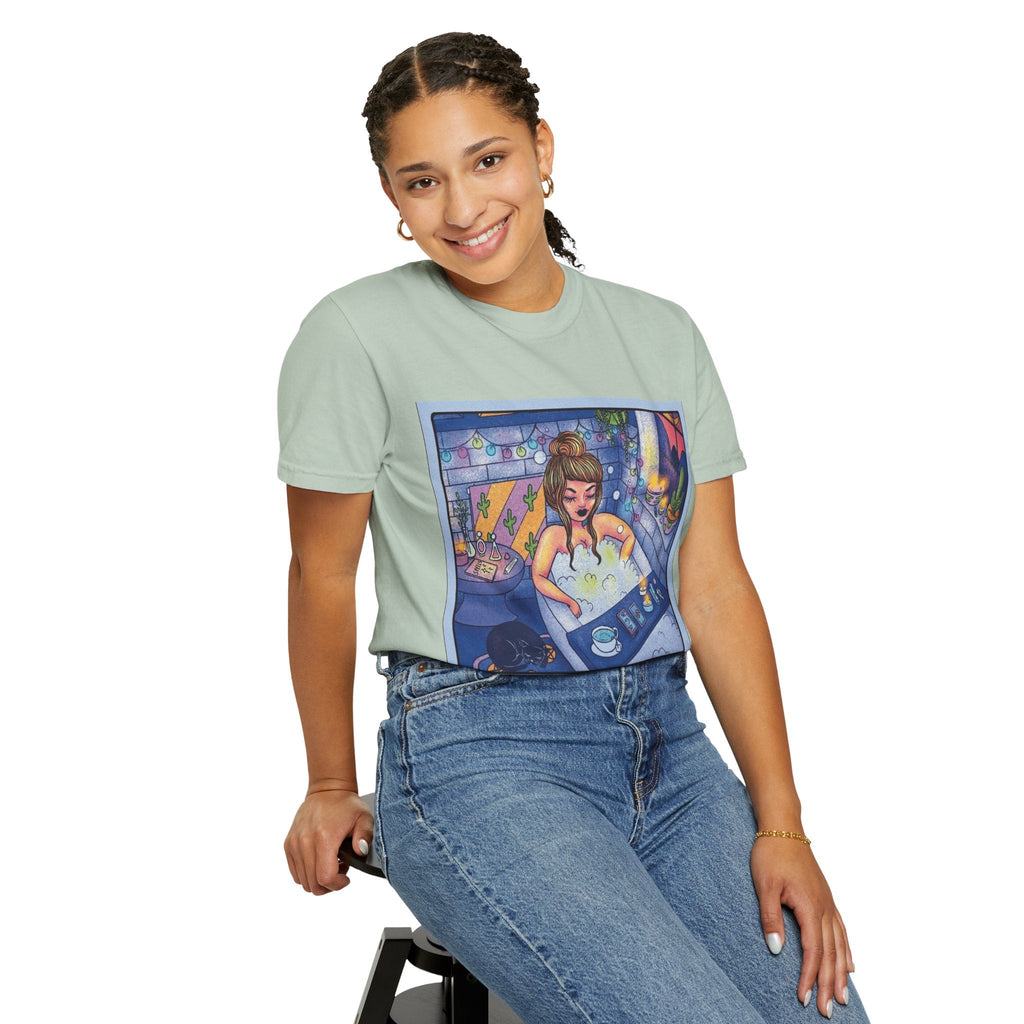 Creepin' It Real – October Essential Tee Astrology Pisces T-Shirt, Unisex Astrology Shirt, Unique Zodiac Tee, Gift for Pisces, Horoscope Apparel, Zodiac Sign T-Shirt - Metamorphosis Creations
