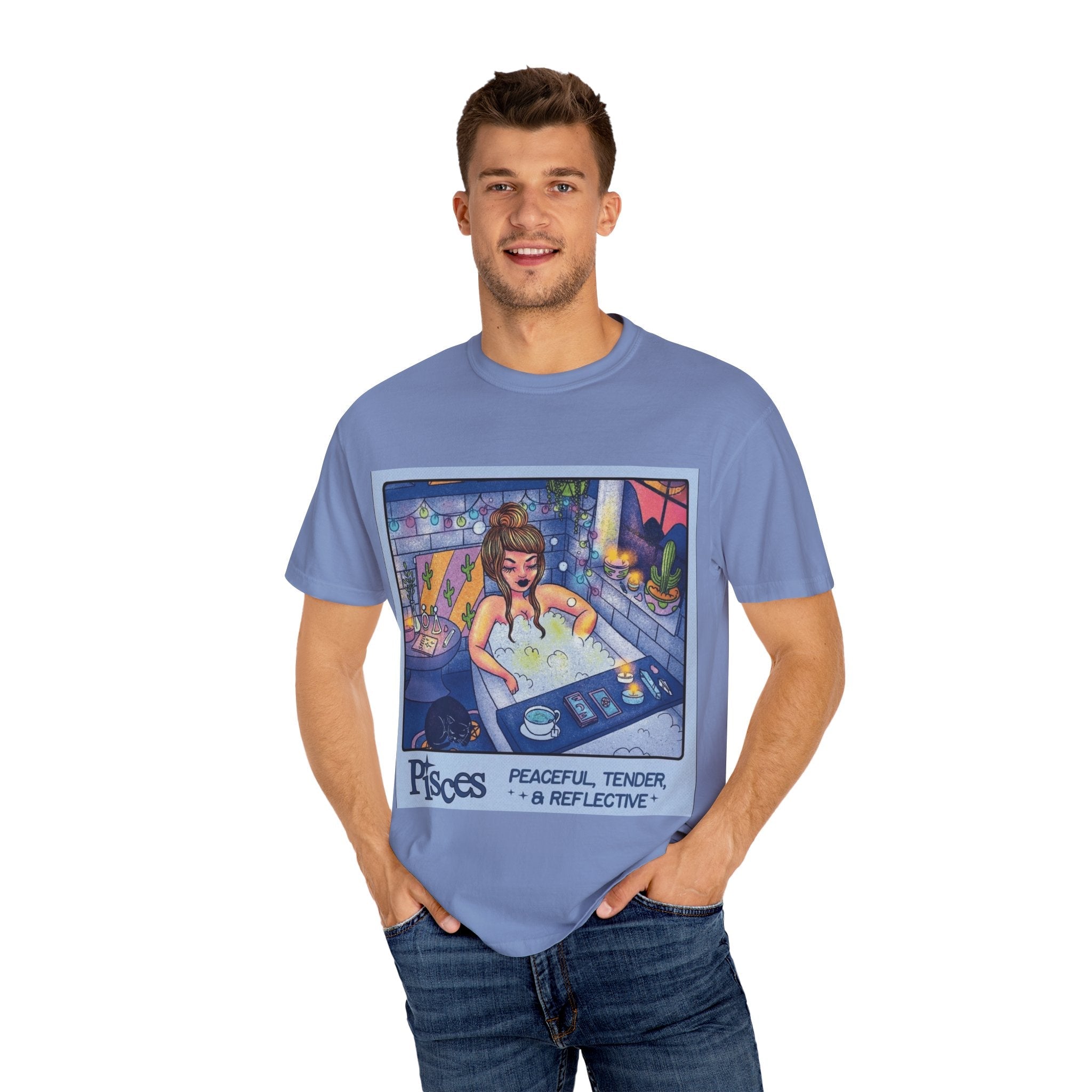 Creepin' It Real – October Essential Tee Astrology Pisces T-Shirt, Unisex Astrology Shirt, Unique Zodiac Tee, Gift for Pisces, Horoscope Apparel, Zodiac Sign T-Shirt - Metamorphosis Creations