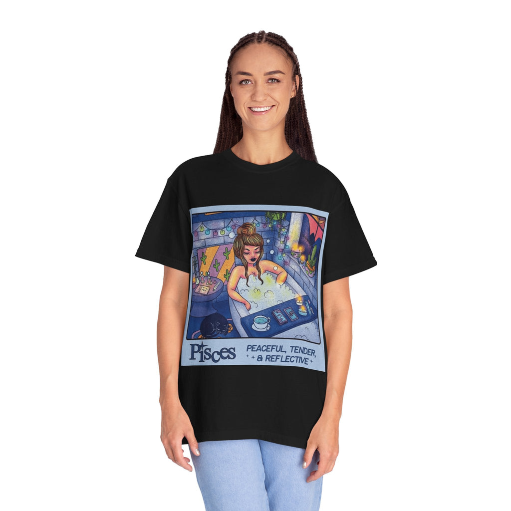 Creepin' It Real – October Essential Tee Astrology Pisces T-Shirt, Unisex Astrology Shirt, Unique Zodiac Tee, Gift for Pisces, Horoscope Apparel, Zodiac Sign T-Shirt - Metamorphosis Creations