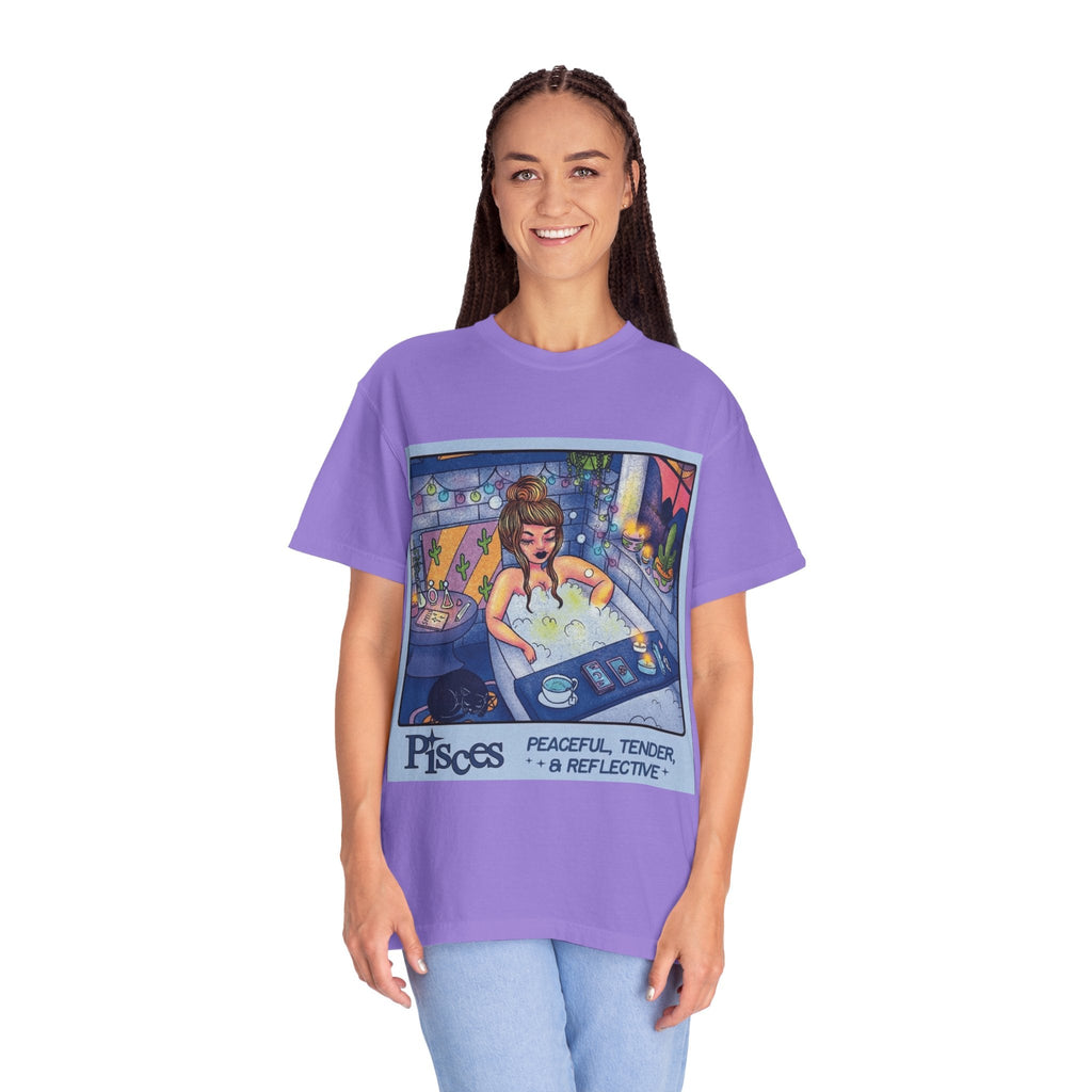 Creepin' It Real – October Essential Tee Astrology Pisces T-Shirt, Unisex Astrology Shirt, Unique Zodiac Tee, Gift for Pisces, Horoscope Apparel, Zodiac Sign T-Shirt - Metamorphosis Creations