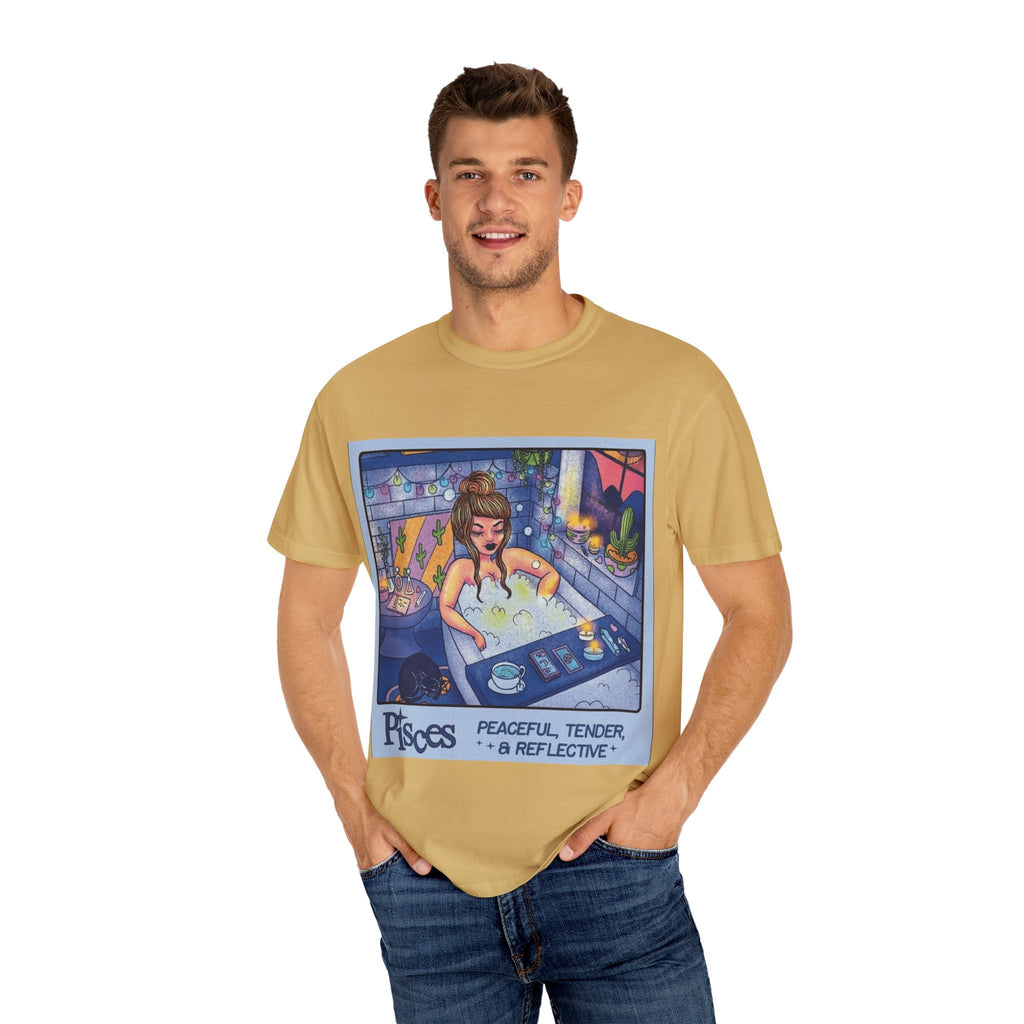 Creepin' It Real – October Essential Tee Astrology Pisces T-Shirt, Unisex Astrology Shirt, Unique Zodiac Tee, Gift for Pisces, Horoscope Apparel, Zodiac Sign T-Shirt - Metamorphosis Creations
