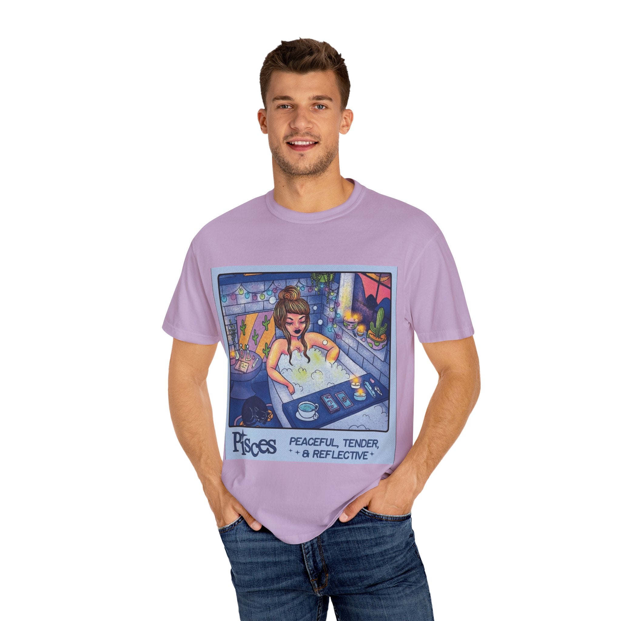 Creepin' It Real – October Essential Tee Astrology Pisces T-Shirt, Unisex Astrology Shirt, Unique Zodiac Tee, Gift for Pisces, Horoscope Apparel, Zodiac Sign T-Shirt - Metamorphosis Creations