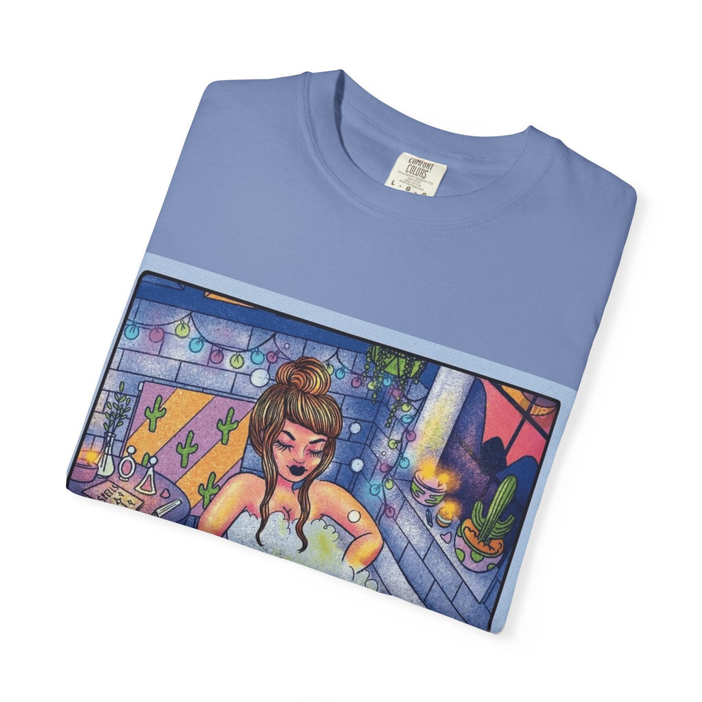 Creepin' It Real – October Essential Tee Astrology Pisces T-Shirt, Unisex Astrology Shirt, Unique Zodiac Tee, Gift for Pisces, Horoscope Apparel, Zodiac Sign T-Shirt - Metamorphosis Creations