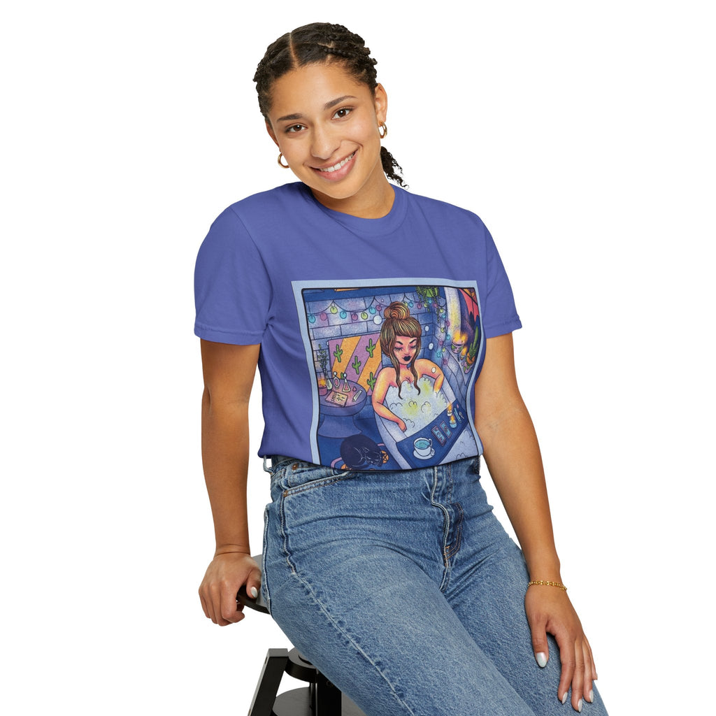 Creepin' It Real – October Essential Tee Astrology Pisces T-Shirt, Unisex Astrology Shirt, Unique Zodiac Tee, Gift for Pisces, Horoscope Apparel, Zodiac Sign T-Shirt - Metamorphosis Creations