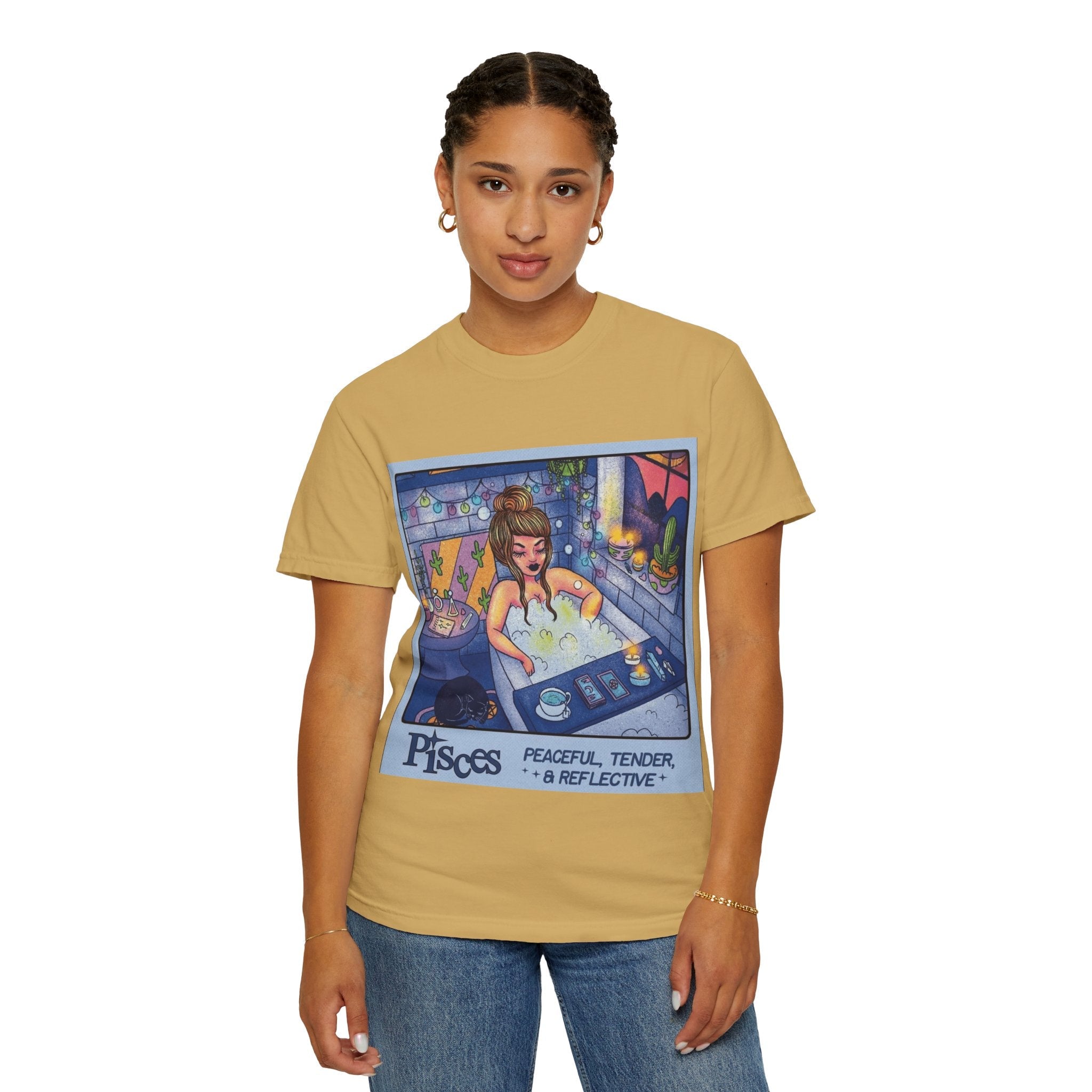 Creepin' It Real – October Essential Tee Astrology Pisces T-Shirt, Unisex Astrology Shirt, Unique Zodiac Tee, Gift for Pisces, Horoscope Apparel, Zodiac Sign T-Shirt - Metamorphosis Creations