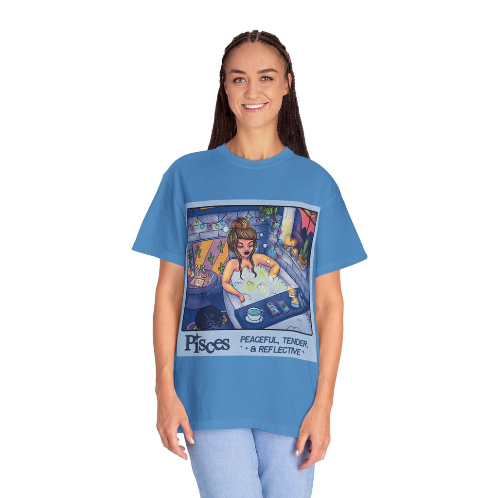Creepin' It Real – October Essential Tee Astrology Pisces T-Shirt, Unisex Astrology Shirt, Unique Zodiac Tee, Gift for Pisces, Horoscope Apparel, Zodiac Sign T-Shirt - Metamorphosis Creations