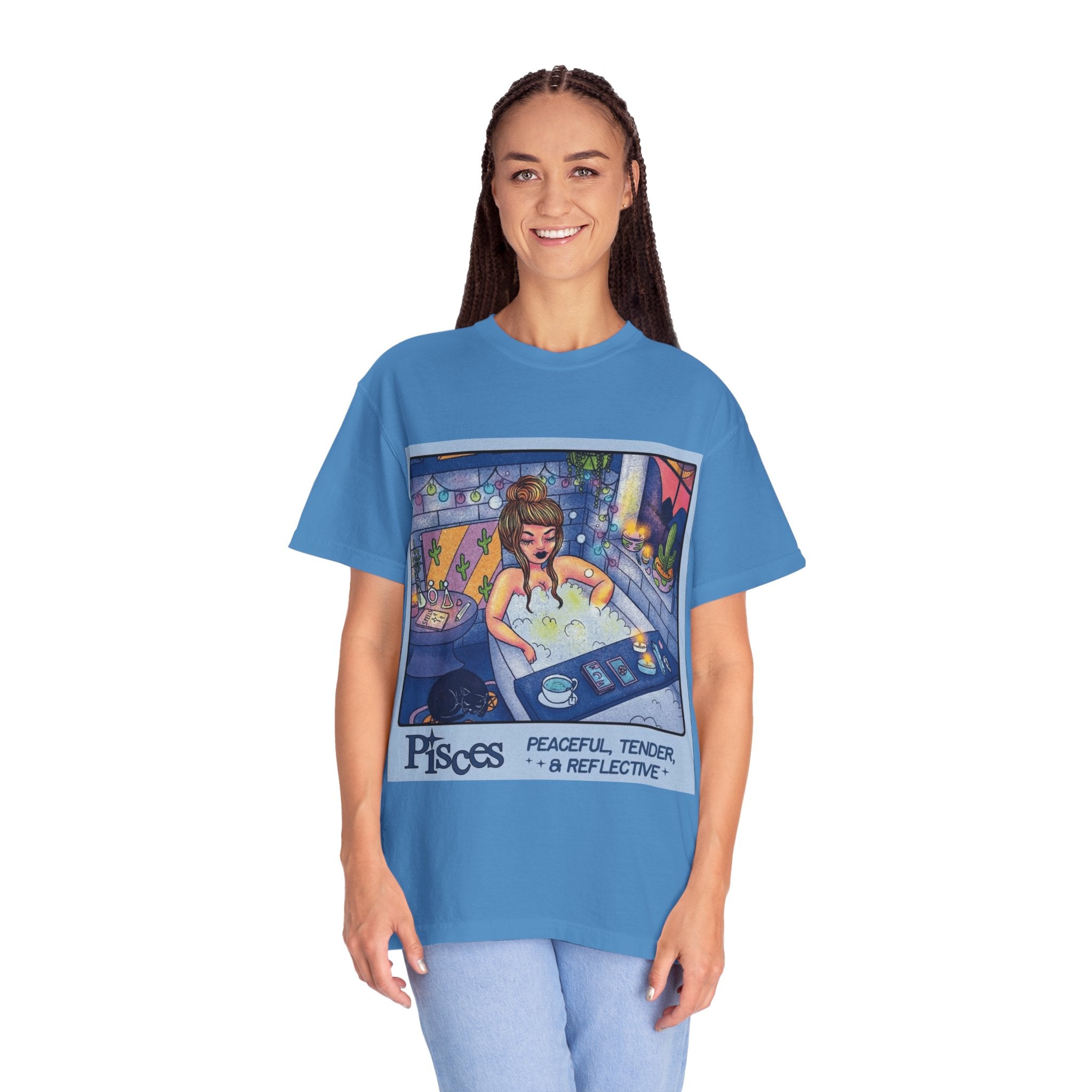Creepin' It Real – October Essential Tee Astrology Pisces T-Shirt, Unisex Astrology Shirt, Unique Zodiac Tee, Gift for Pisces, Horoscope Apparel, Zodiac Sign T-Shirt - Metamorphosis Creations