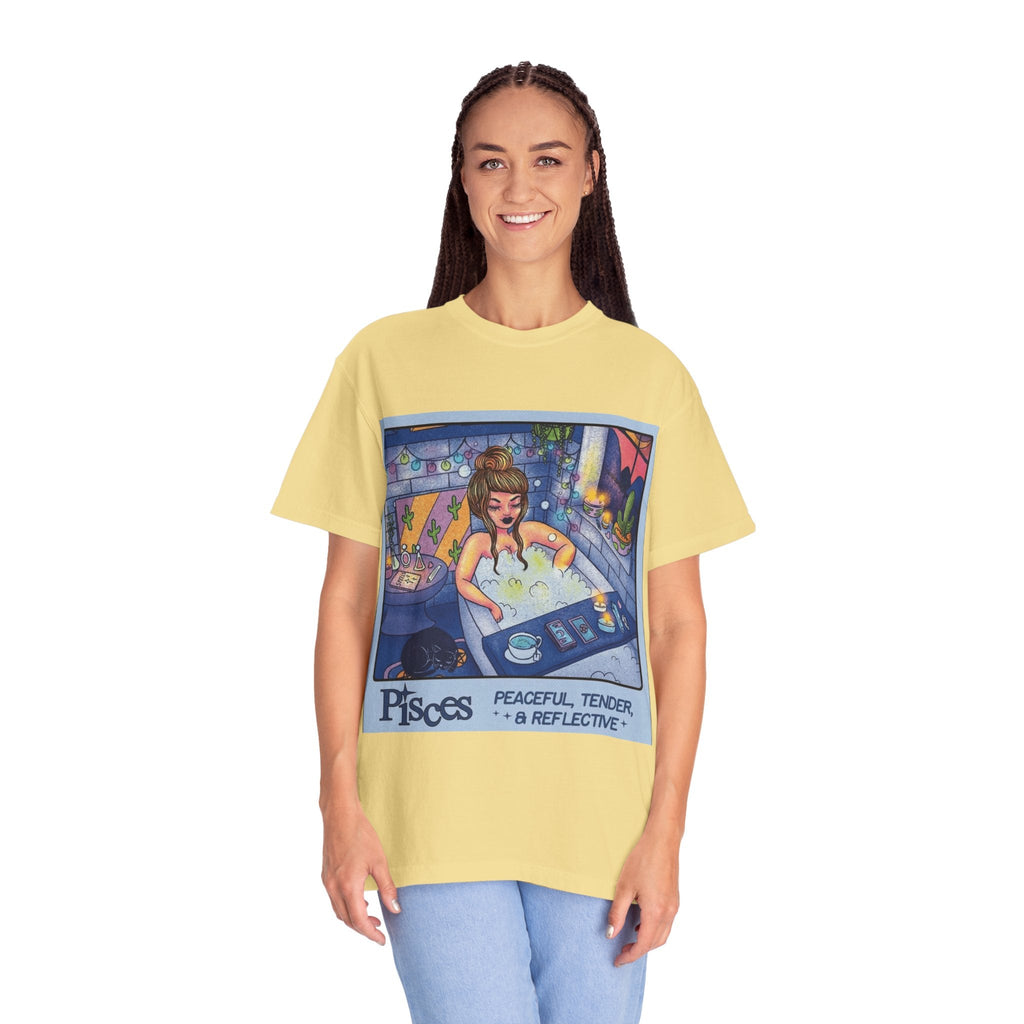 Creepin' It Real – October Essential Tee Astrology Pisces T-Shirt, Unisex Astrology Shirt, Unique Zodiac Tee, Gift for Pisces, Horoscope Apparel, Zodiac Sign T-Shirt - Metamorphosis Creations